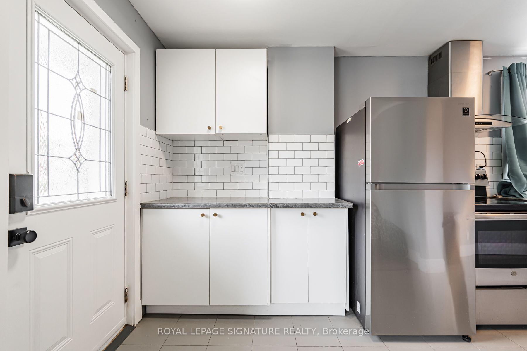 Photo 5 of 2935 St Clair Avenue E, Toronto, O'Connor-Parkview — HOMEH