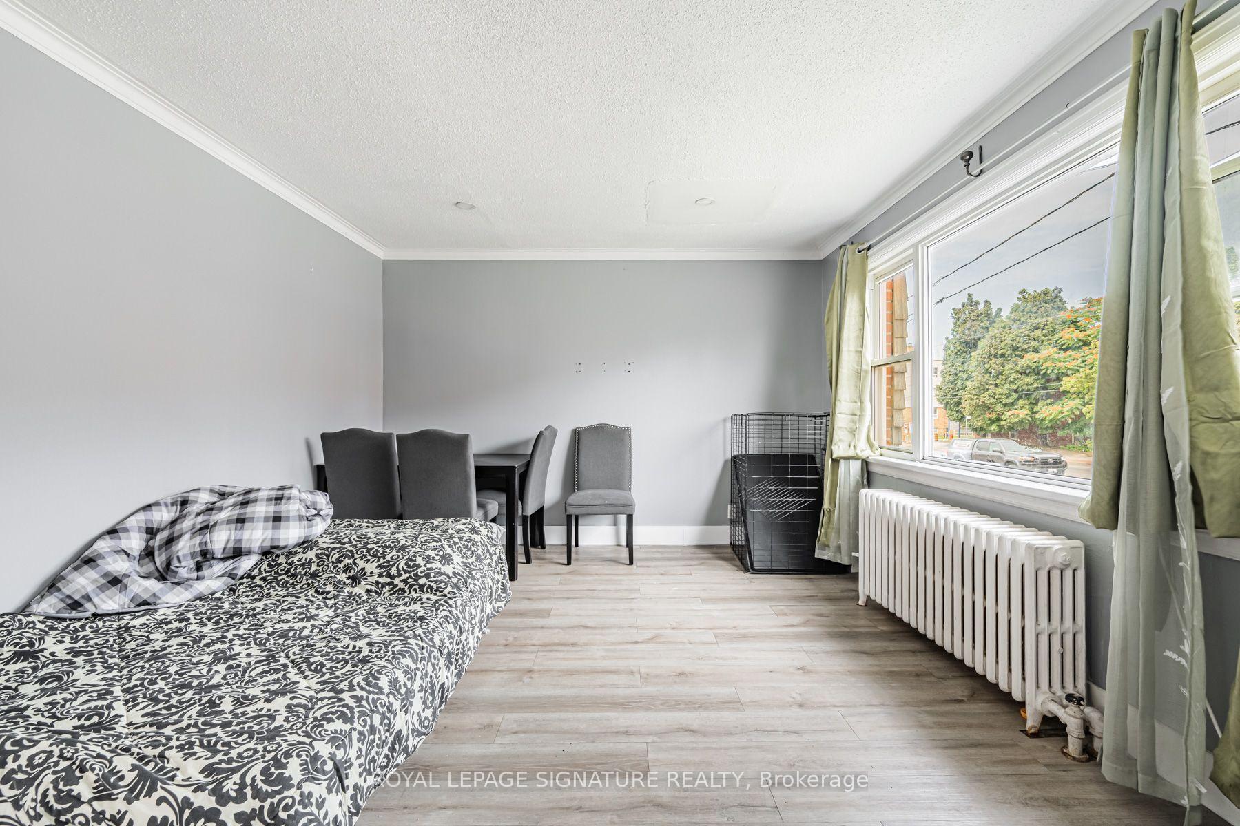Photo 7 of 2935 St Clair Avenue E, Toronto, O'Connor-Parkview — HOMEH