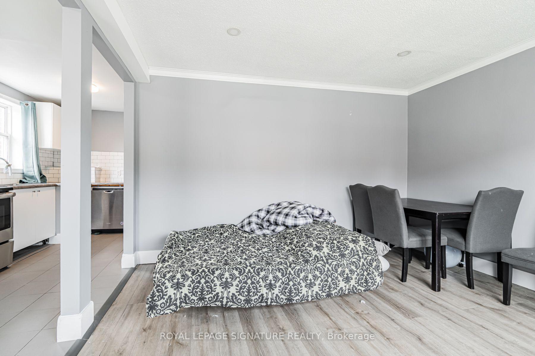 Photo 11 of 2935 St Clair Avenue E, Toronto, O'Connor-Parkview — HOMEH