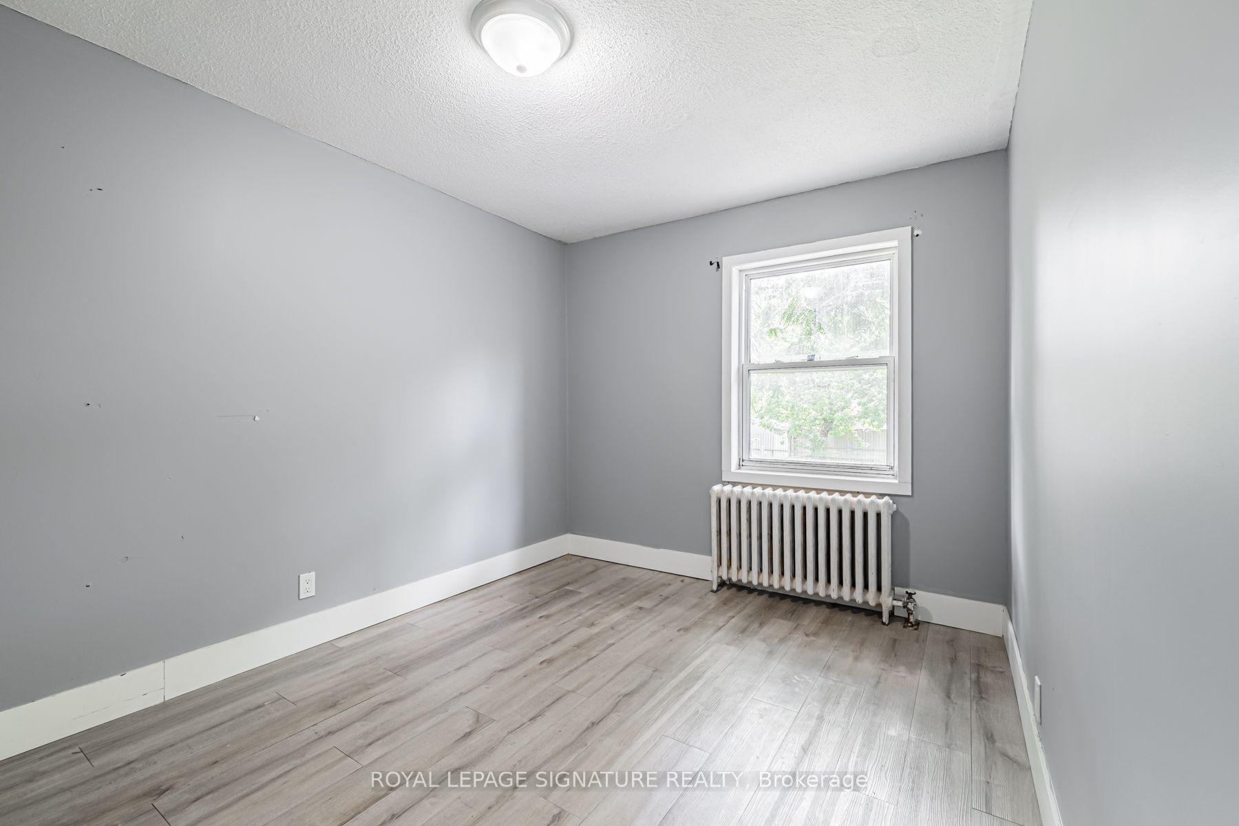 Photo 25 of 2935 St Clair Avenue E, Toronto, O'Connor-Parkview — HOMEH