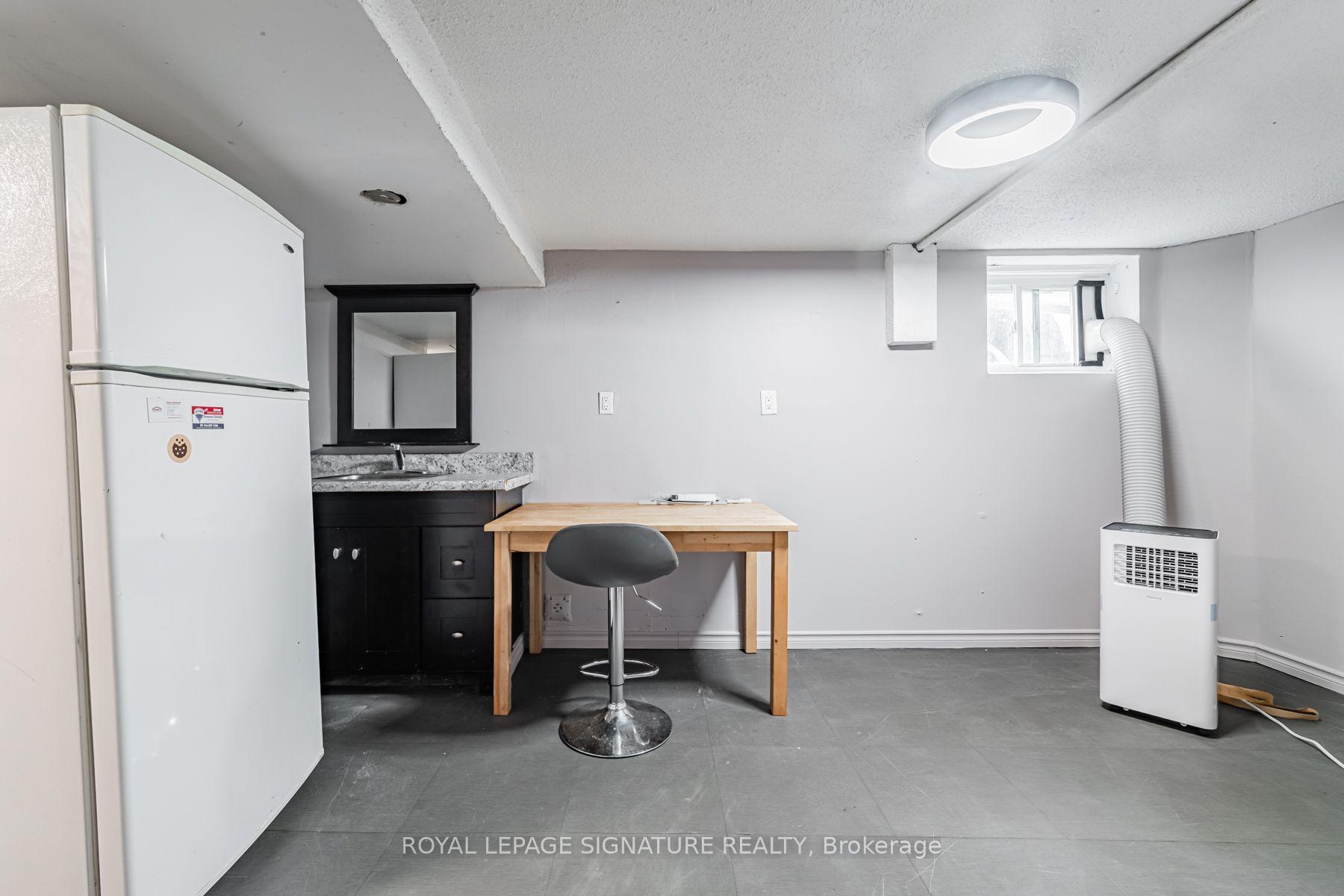 Photo 36 of 2935 St Clair Avenue E, Toronto, O'Connor-Parkview — HOMEH