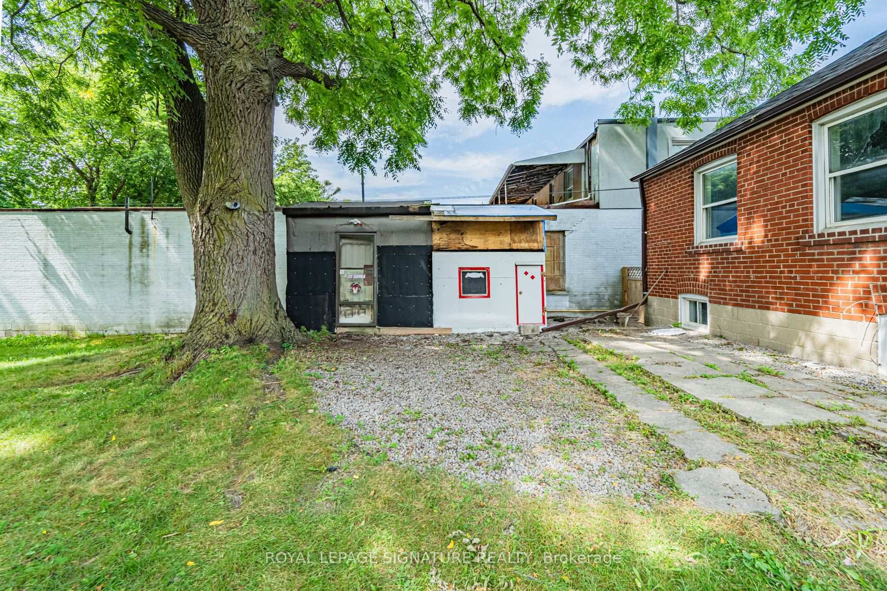 Photo 55 of 2935 St Clair Avenue E, Toronto, O'Connor-Parkview — HOMEH
