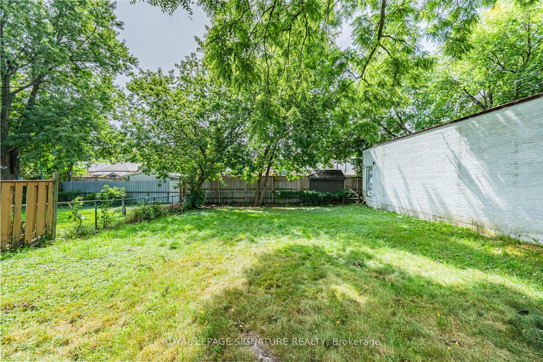 Photo 57 of 2935 St Clair Avenue E, Toronto, O'Connor-Parkview — HOMEH