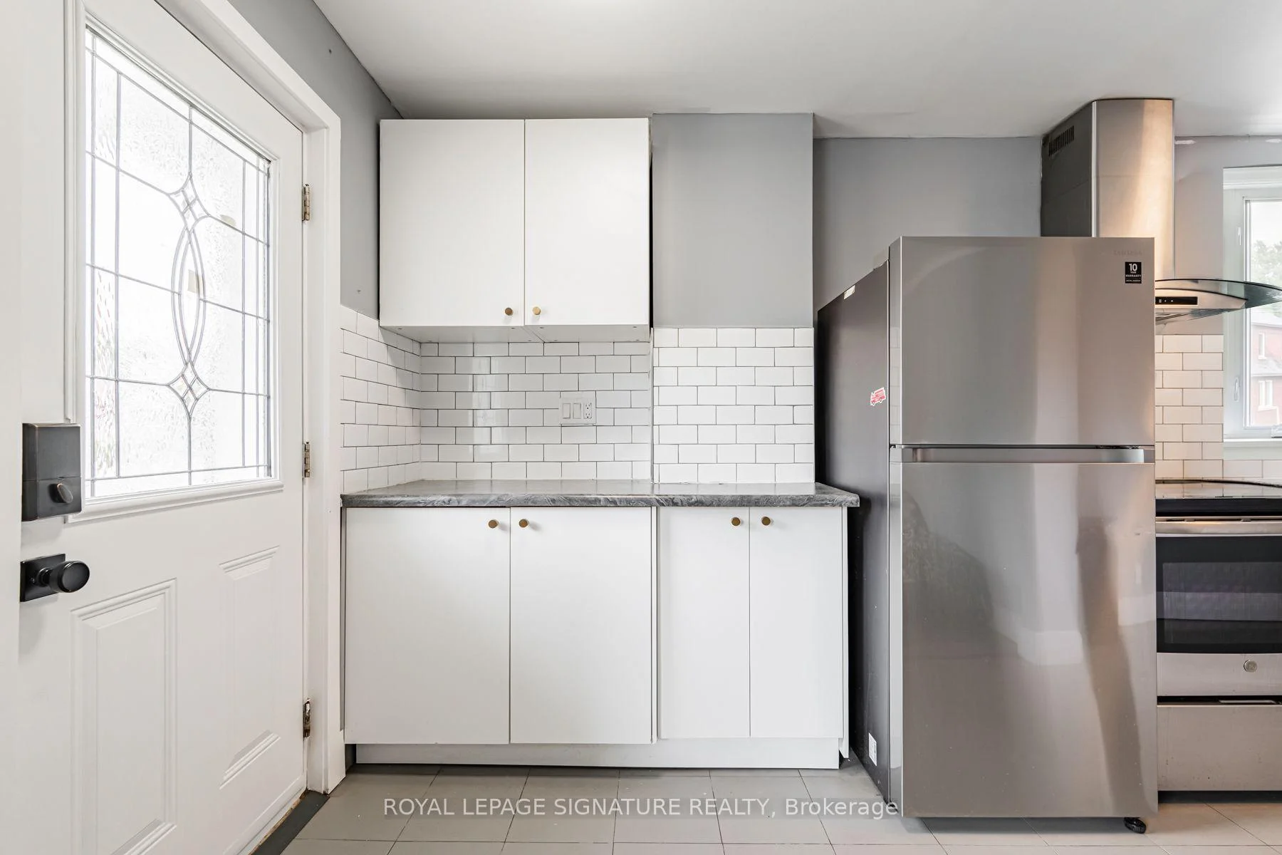 Photo 6 of 2935 St Clair Avenue E, Toronto, O'Connor-Parkview — HOMEH
