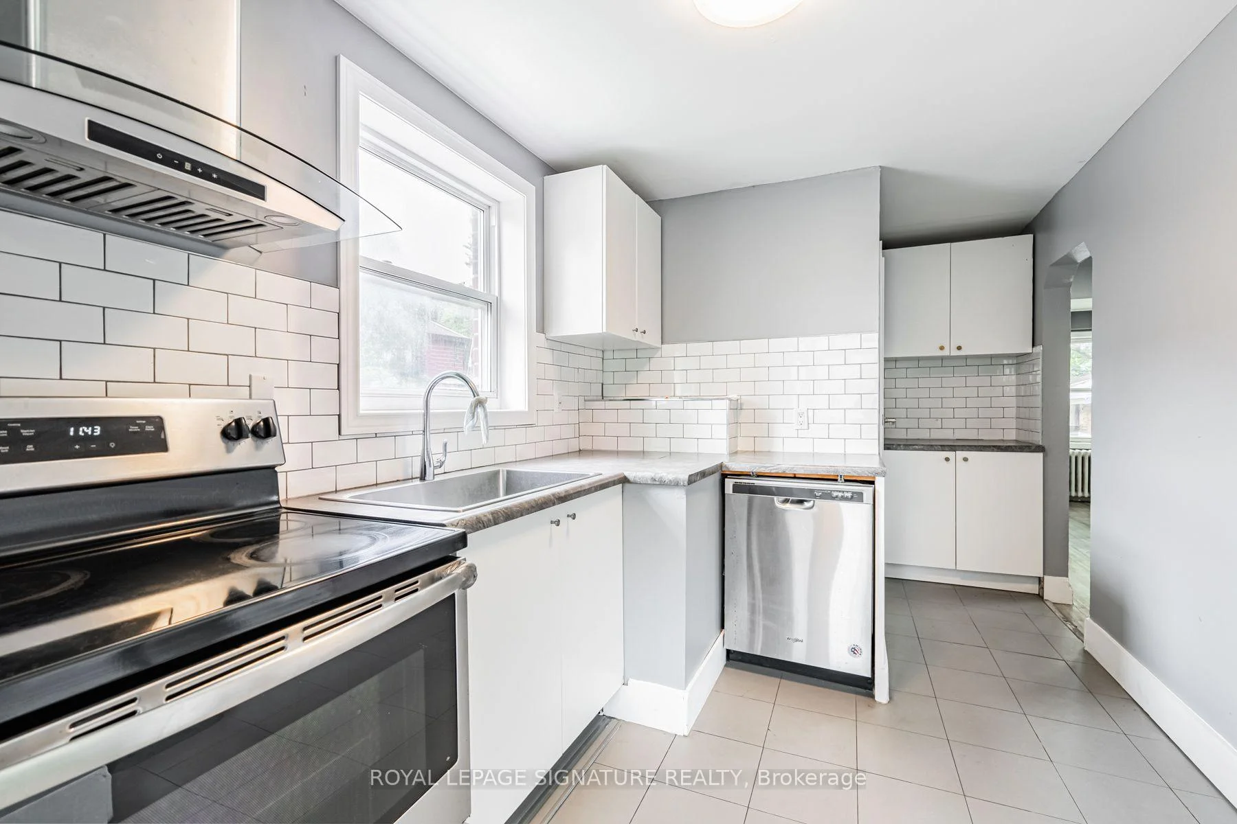 Photo 14 of 2935 St Clair Avenue E, Toronto, O'Connor-Parkview — HOMEH