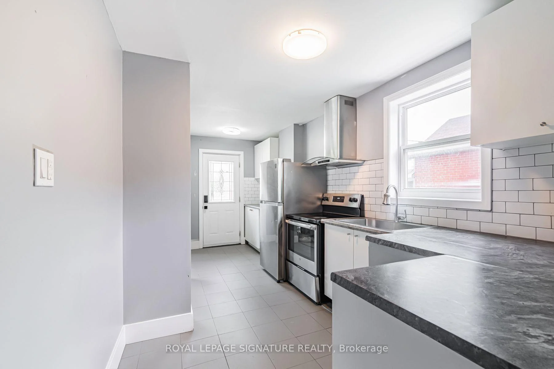 Photo 16 of 2935 St Clair Avenue E, Toronto, O'Connor-Parkview — HOMEH