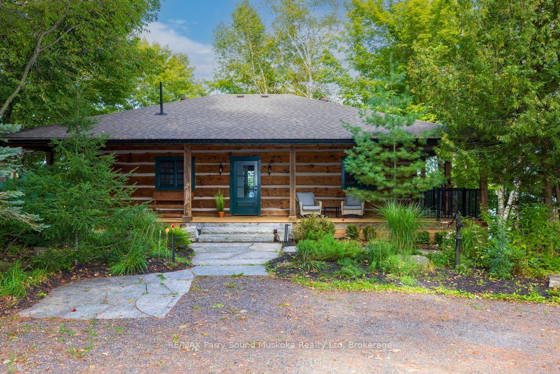 Photo 11 of 10 Park Drive, McKellar — HOMEH