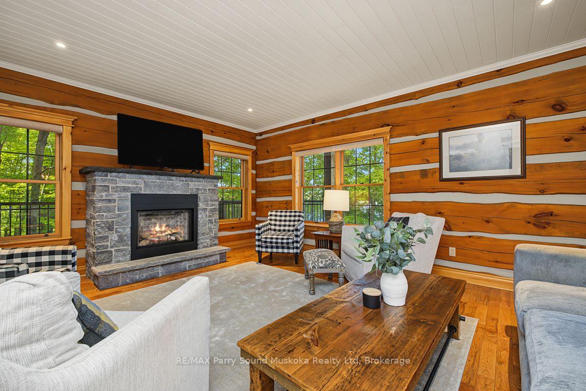 Photo 12 of 10 Park Drive, McKellar — HOMEH