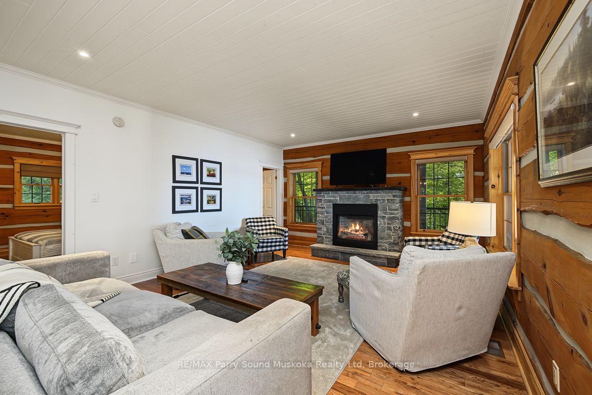 Photo 13 of 10 Park Drive, McKellar — HOMEH