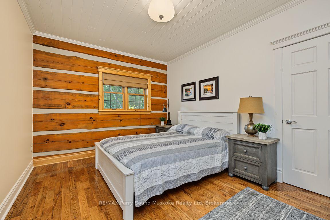 Photo 25 of 10 Park Drive, McKellar — HOMEH