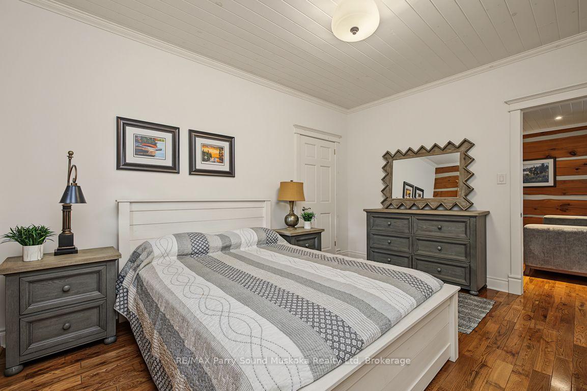 Photo 26 of 10 Park Drive, McKellar — HOMEH