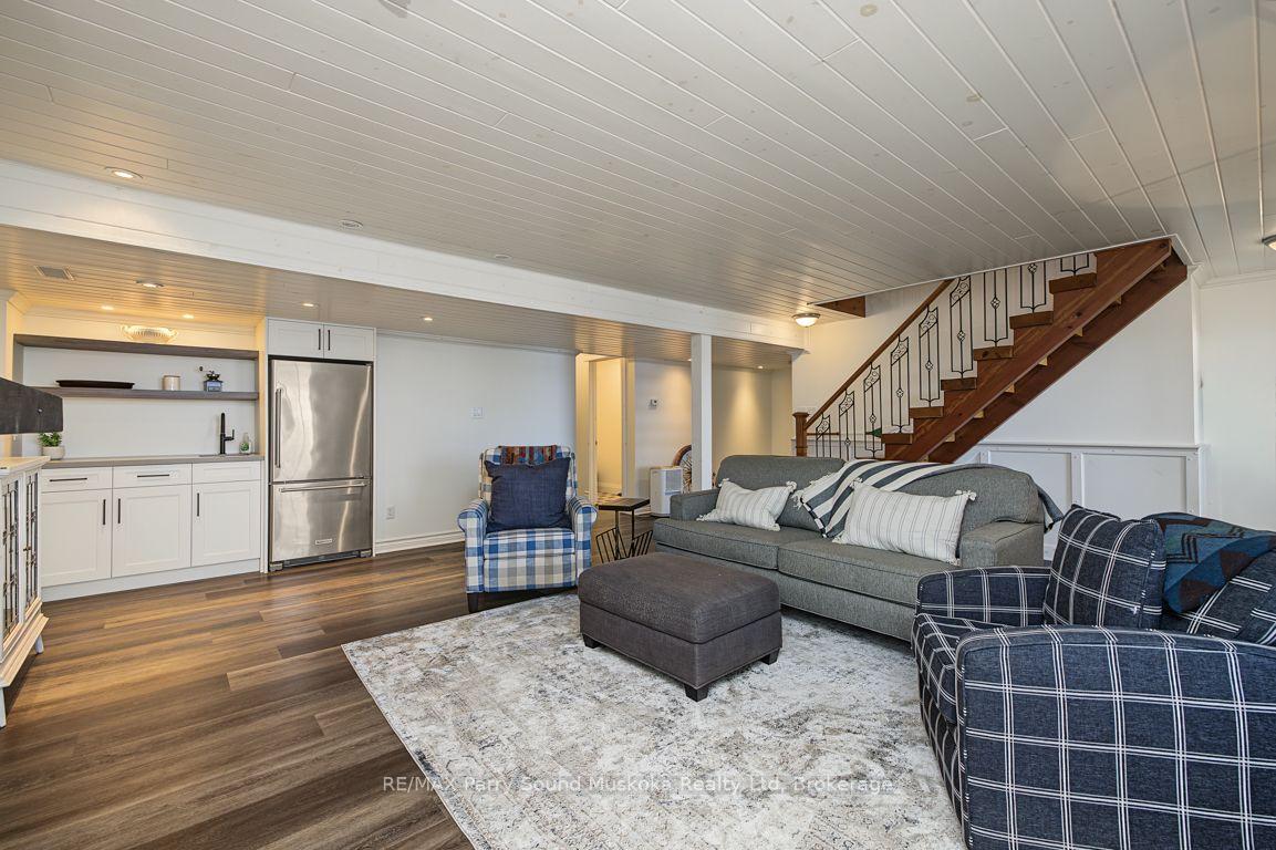 Photo 32 of 10 Park Drive, McKellar — HOMEH
