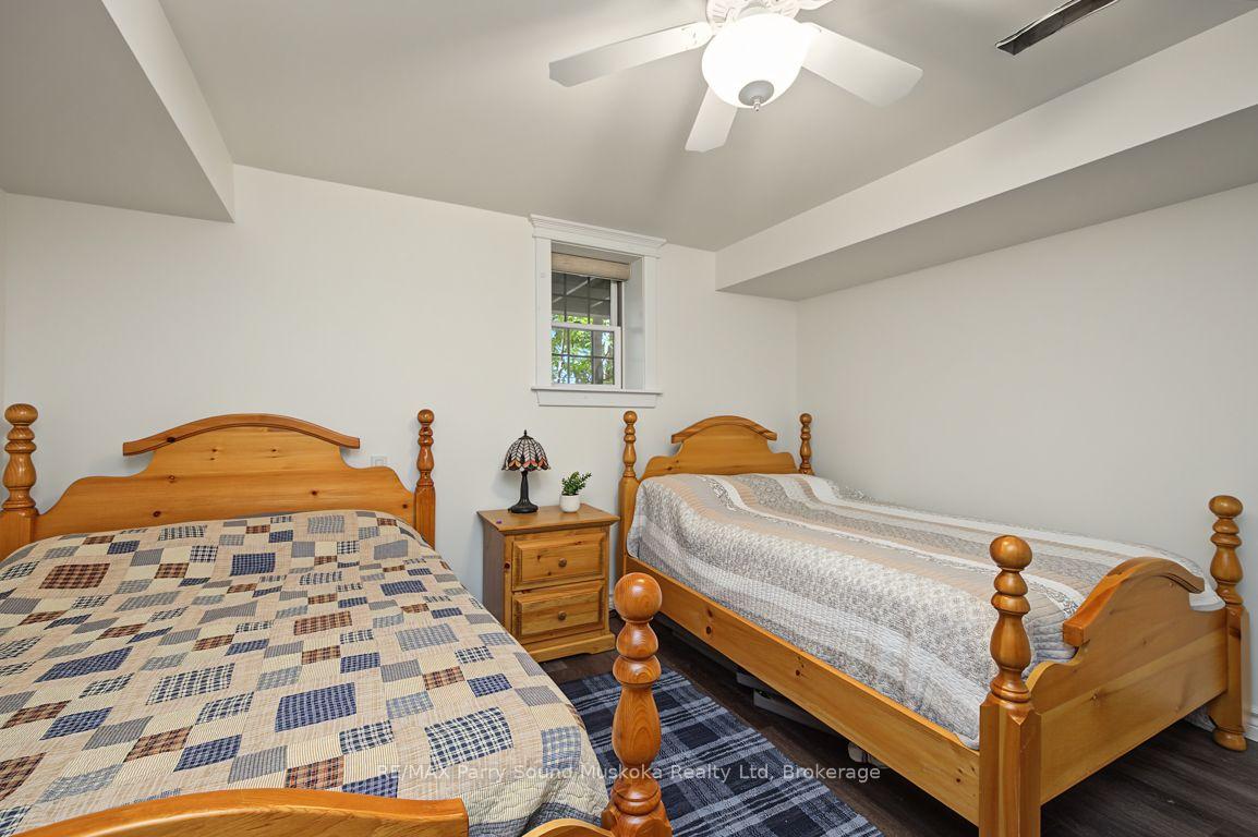 Photo 35 of 10 Park Drive, McKellar — HOMEH