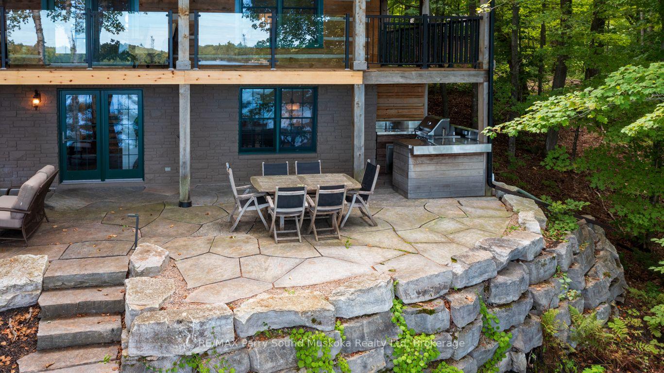 Photo 41 of 10 Park Drive, McKellar — HOMEH