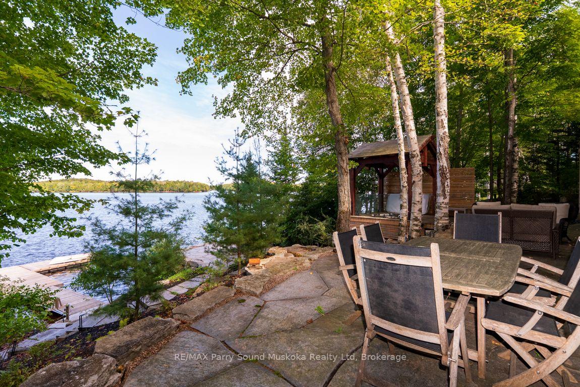 Photo 45 of 10 Park Drive, McKellar — HOMEH
