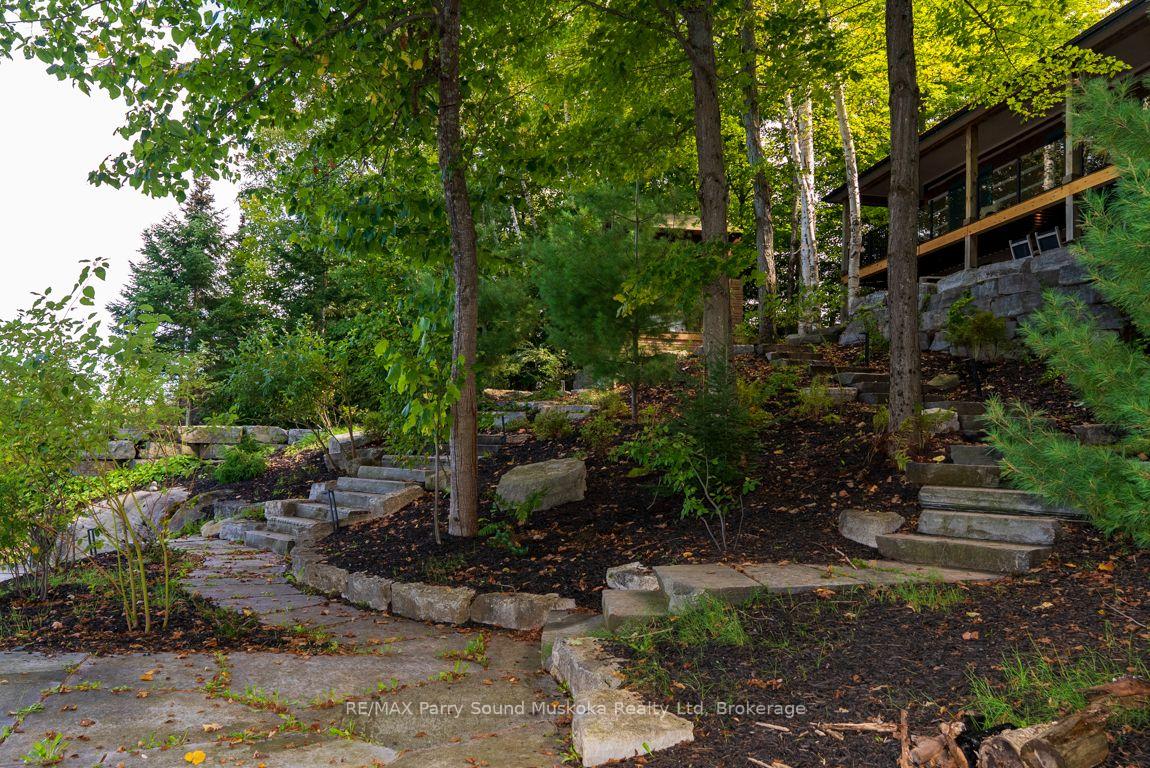 Photo 49 of 10 Park Drive, McKellar — HOMEH