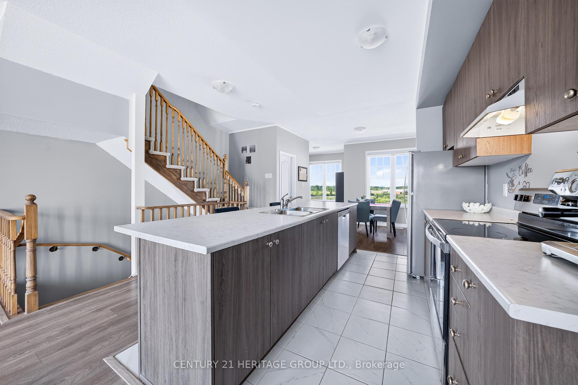 Photo 12 of 57 Surf Drive, Wasaga Beach — HOMEH