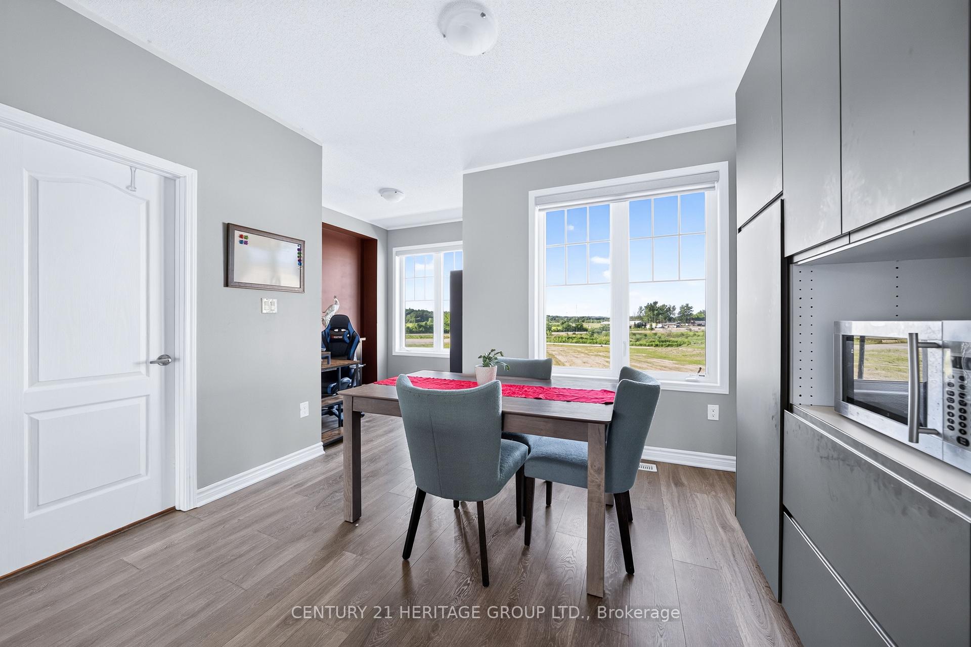 Photo 17 of 57 Surf Drive, Wasaga Beach — HOMEH