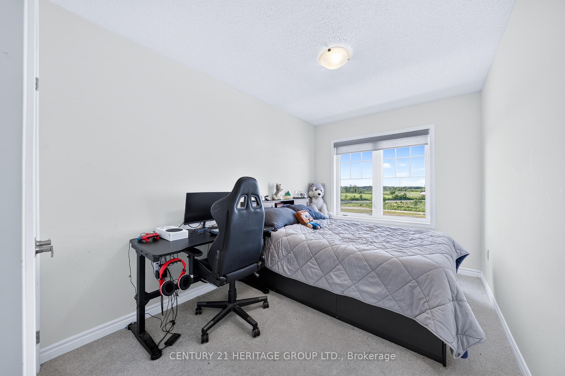 Photo 25 of 57 Surf Drive, Wasaga Beach — HOMEH