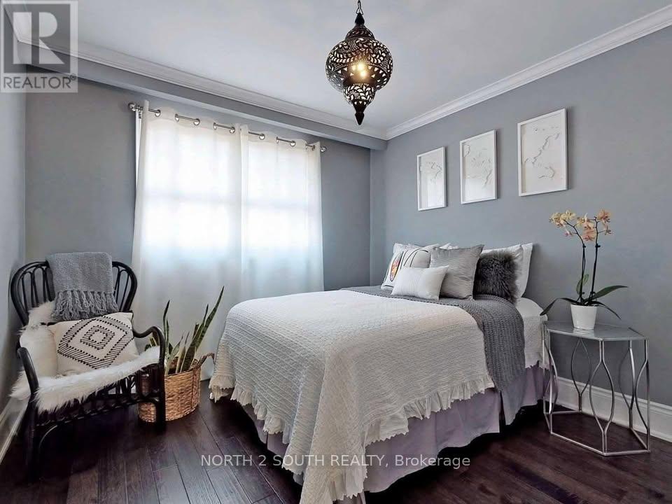 Photo 4 of Unit Main, 96 Bamford Crescent, North York, Black Creek — HOMEH