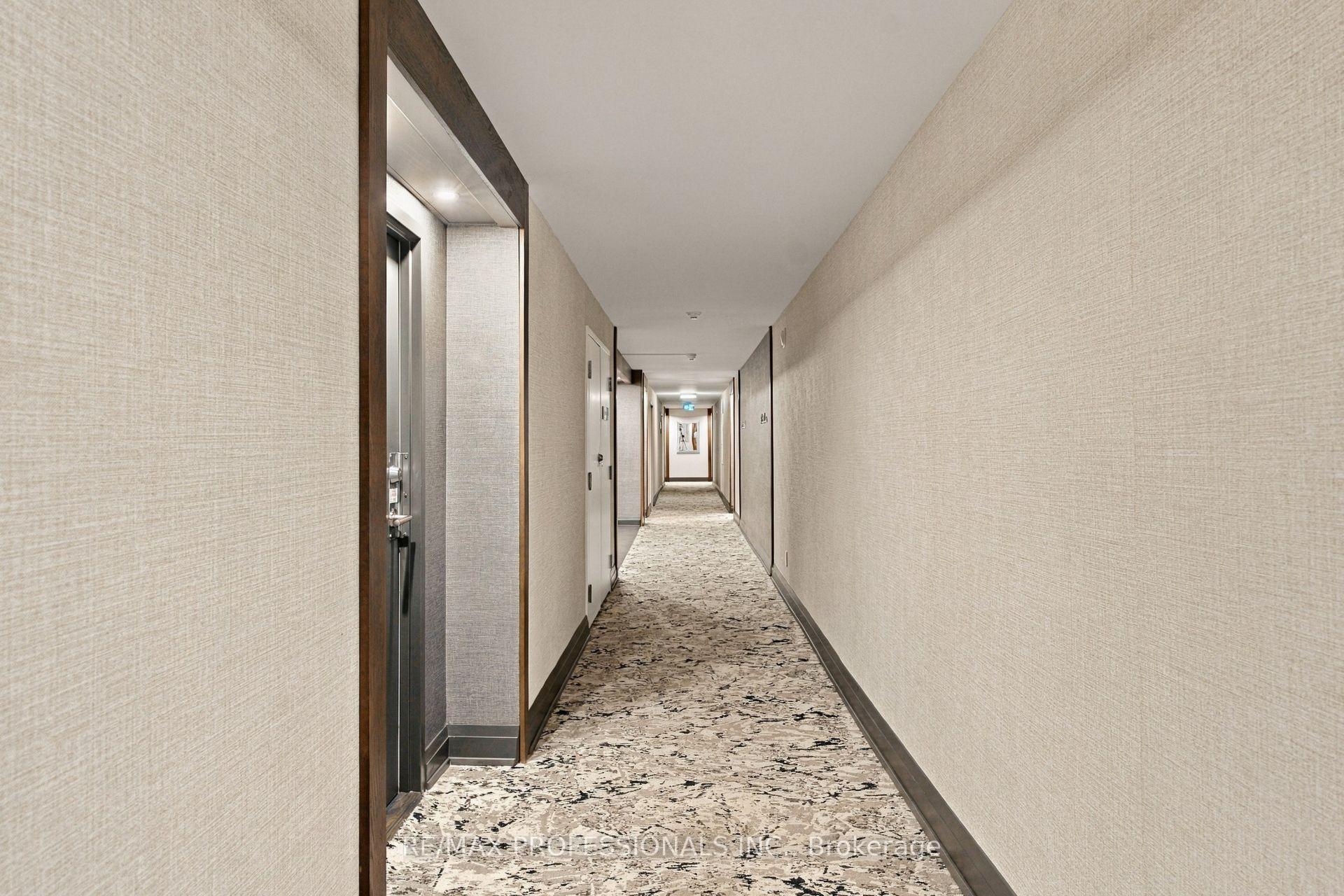 Photo 4 of Unit 403, 1111 Bough Beeches Boulevard, Mississauga, Rathwood — HOMEH