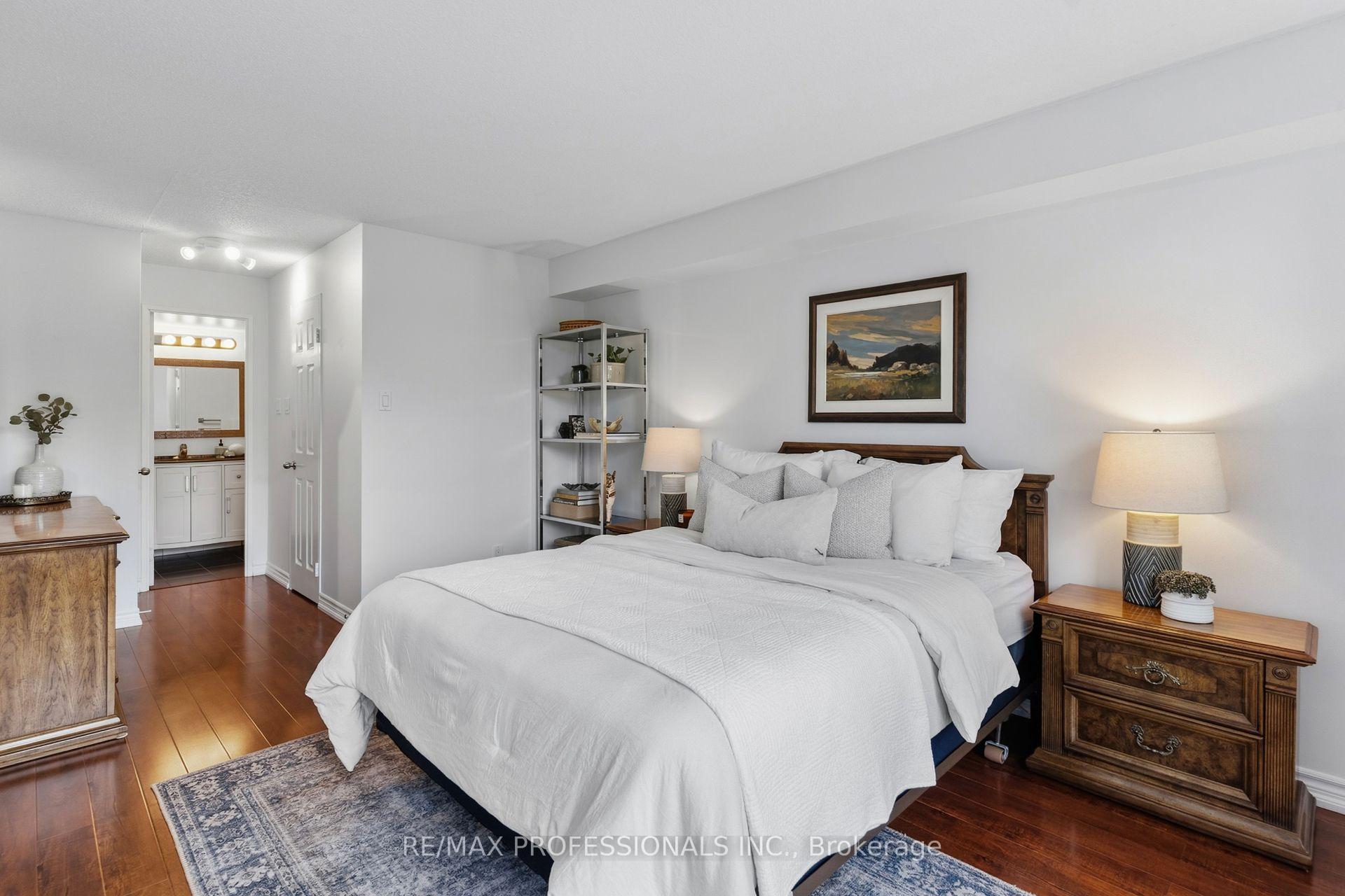 Photo 20 of Unit 403, 1111 Bough Beeches Boulevard, Mississauga, Rathwood — HOMEH