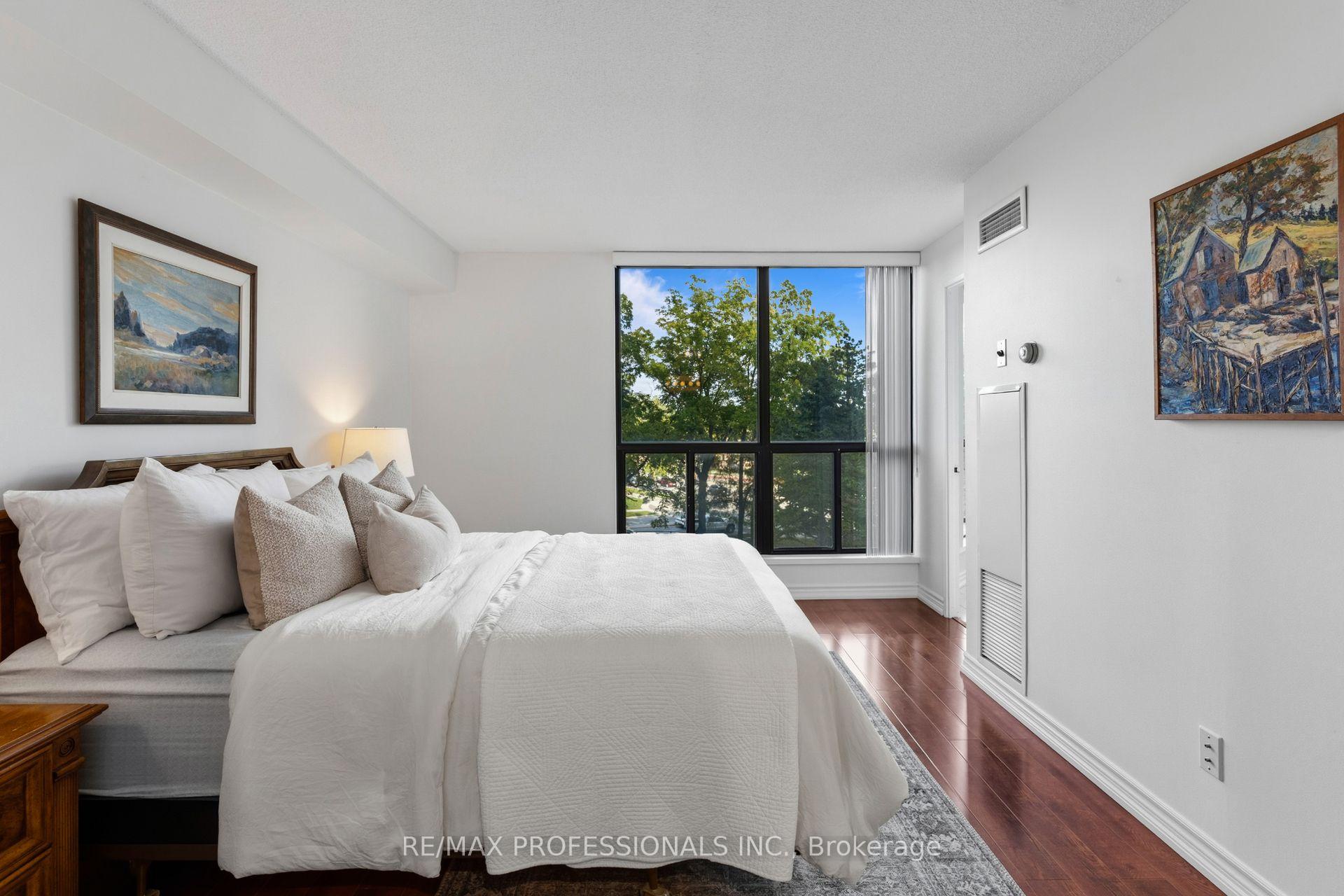 Photo 22 of Unit 403, 1111 Bough Beeches Boulevard, Mississauga, Rathwood — HOMEH