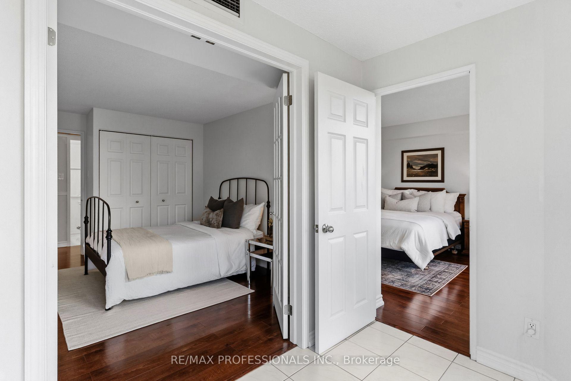 Photo 25 of Unit 403, 1111 Bough Beeches Boulevard, Mississauga, Rathwood — HOMEH