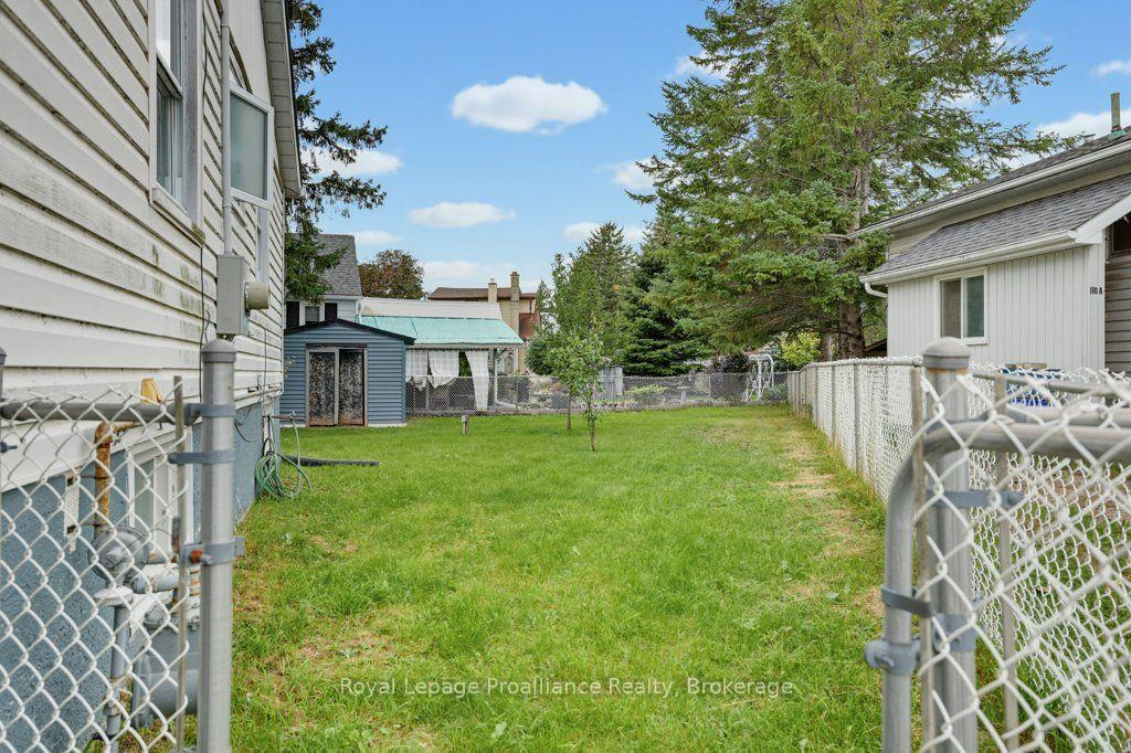 Photo 21 of 106 Yeomans Street, Belleville, Belleville Ward — HOMEH