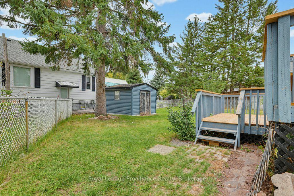 Photo 27 of 106 Yeomans Street, Belleville, Belleville Ward — HOMEH