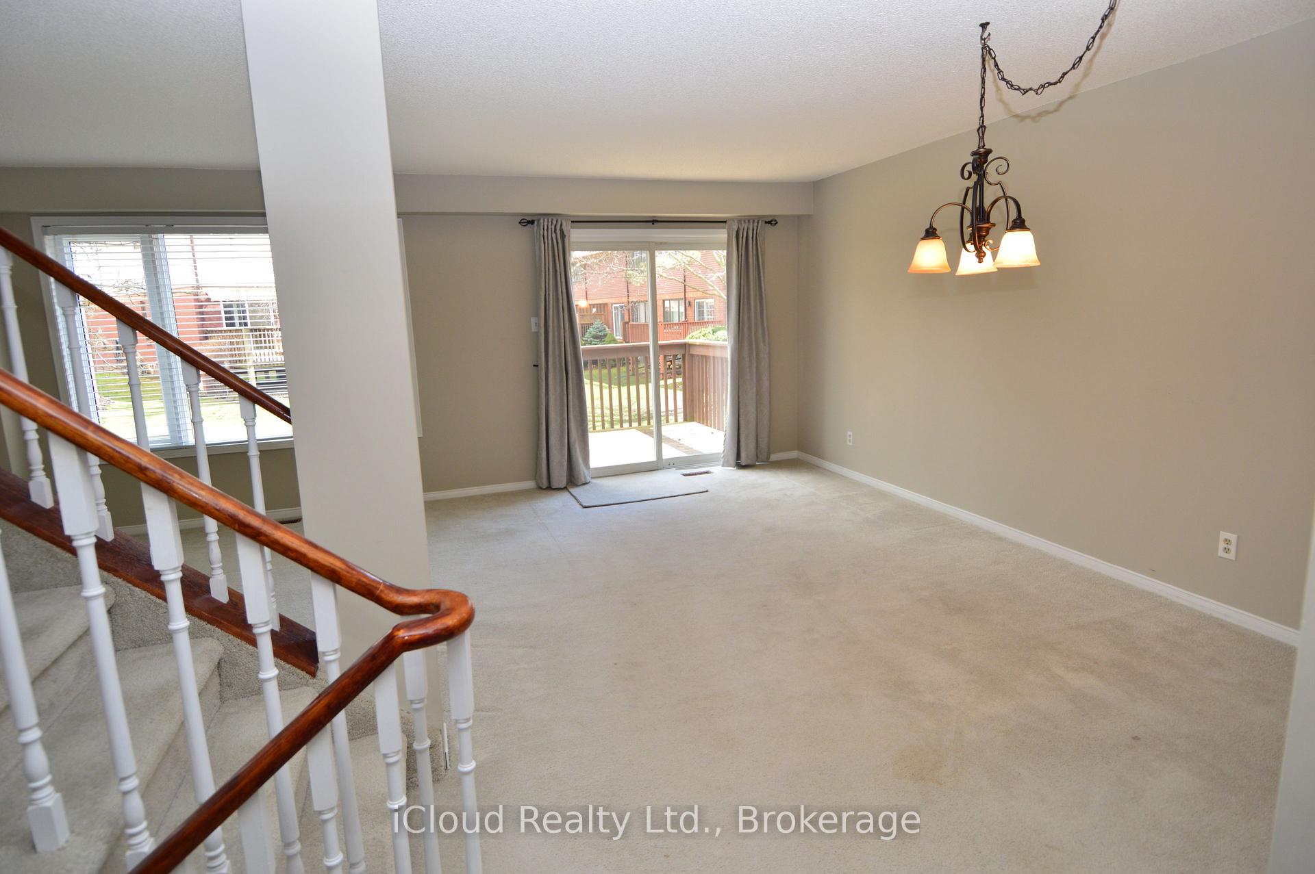 Photo 3 of Unit 32, 101 Riverview Road, New Tecumseth, Alliston — HOMEH