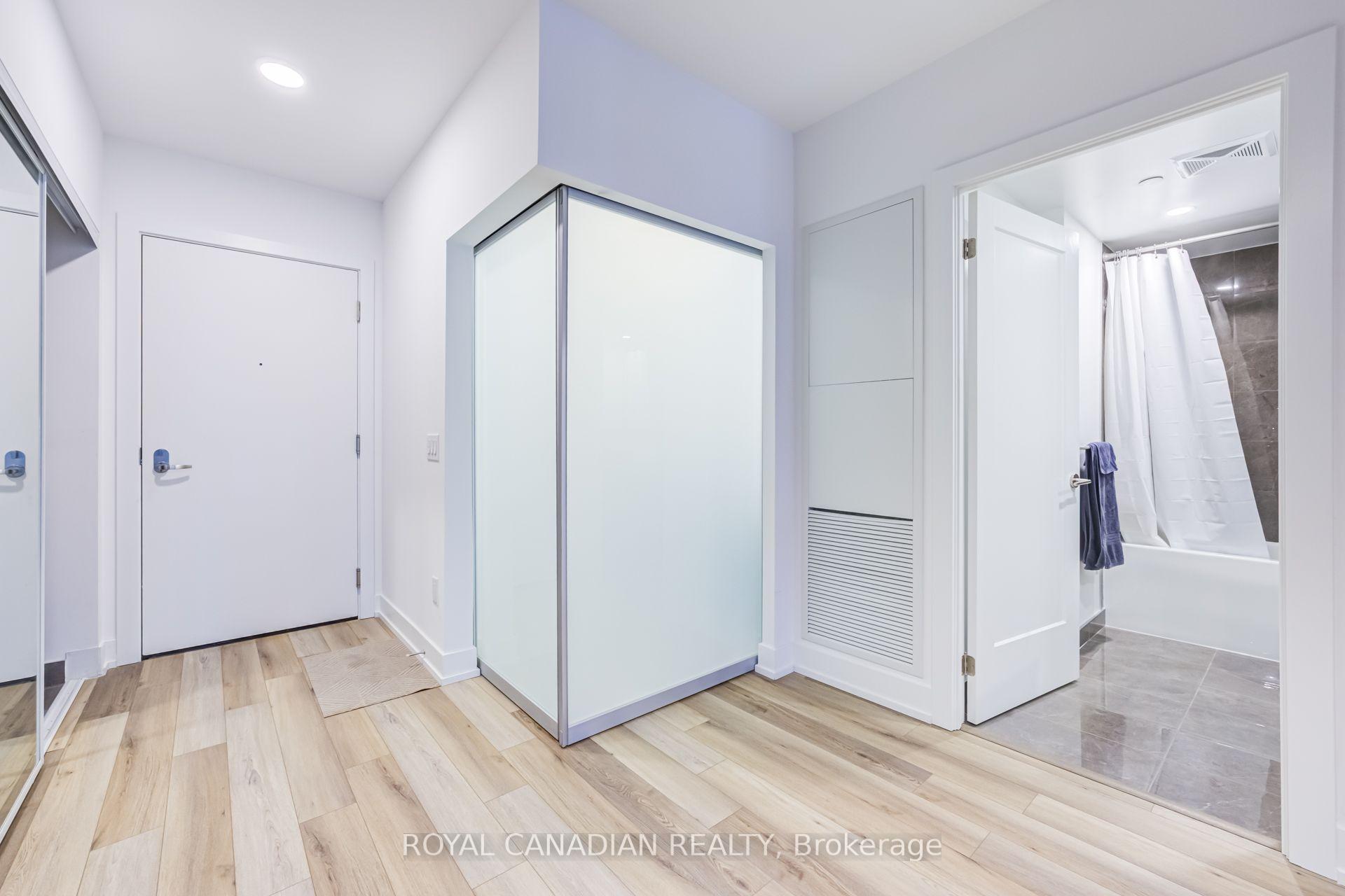 Photo 26 of Unit 902, 9 Clegg Road, Markham, Unionville — HOMEH