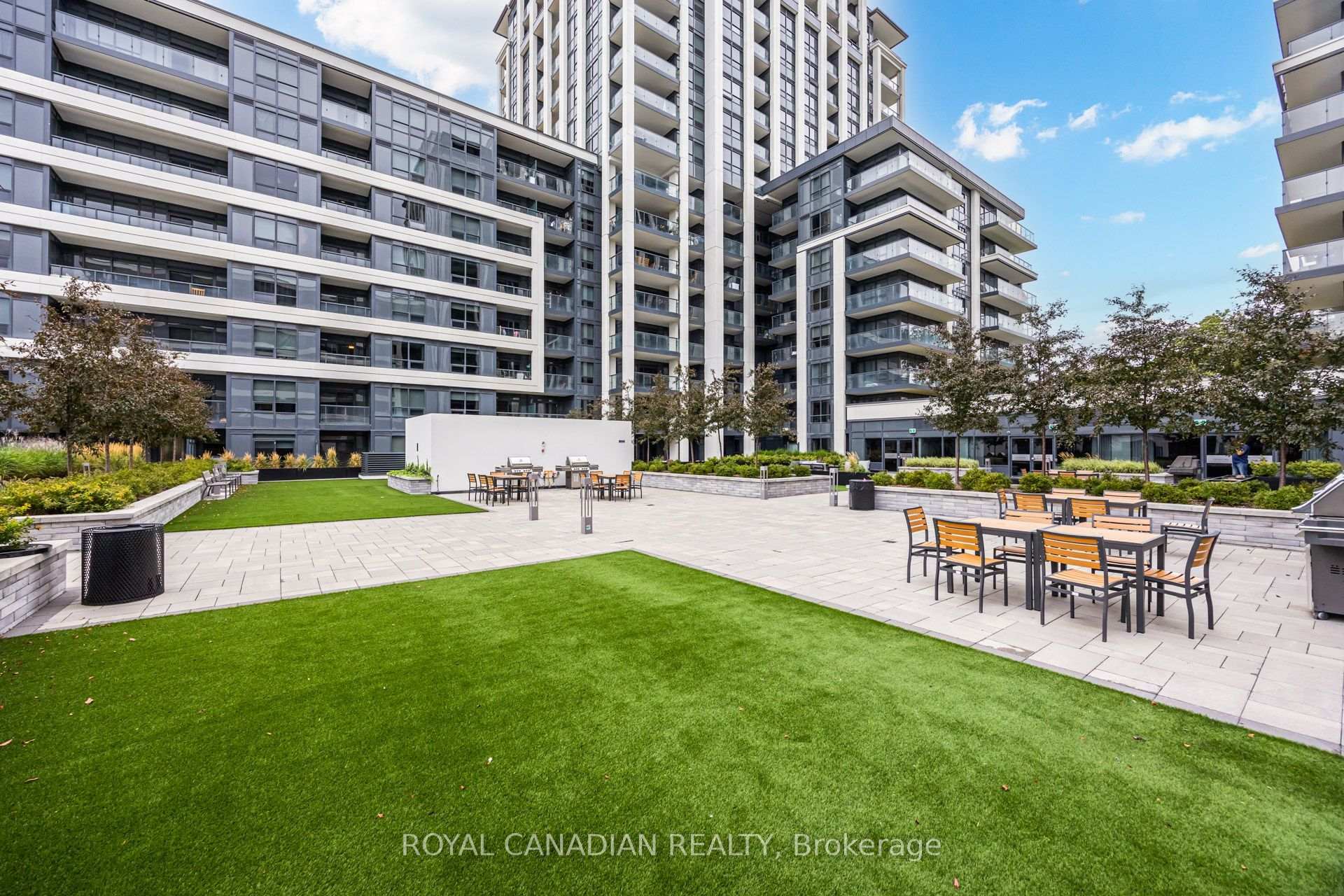 Photo 38 of Unit 902, 9 Clegg Road, Markham, Unionville — HOMEH