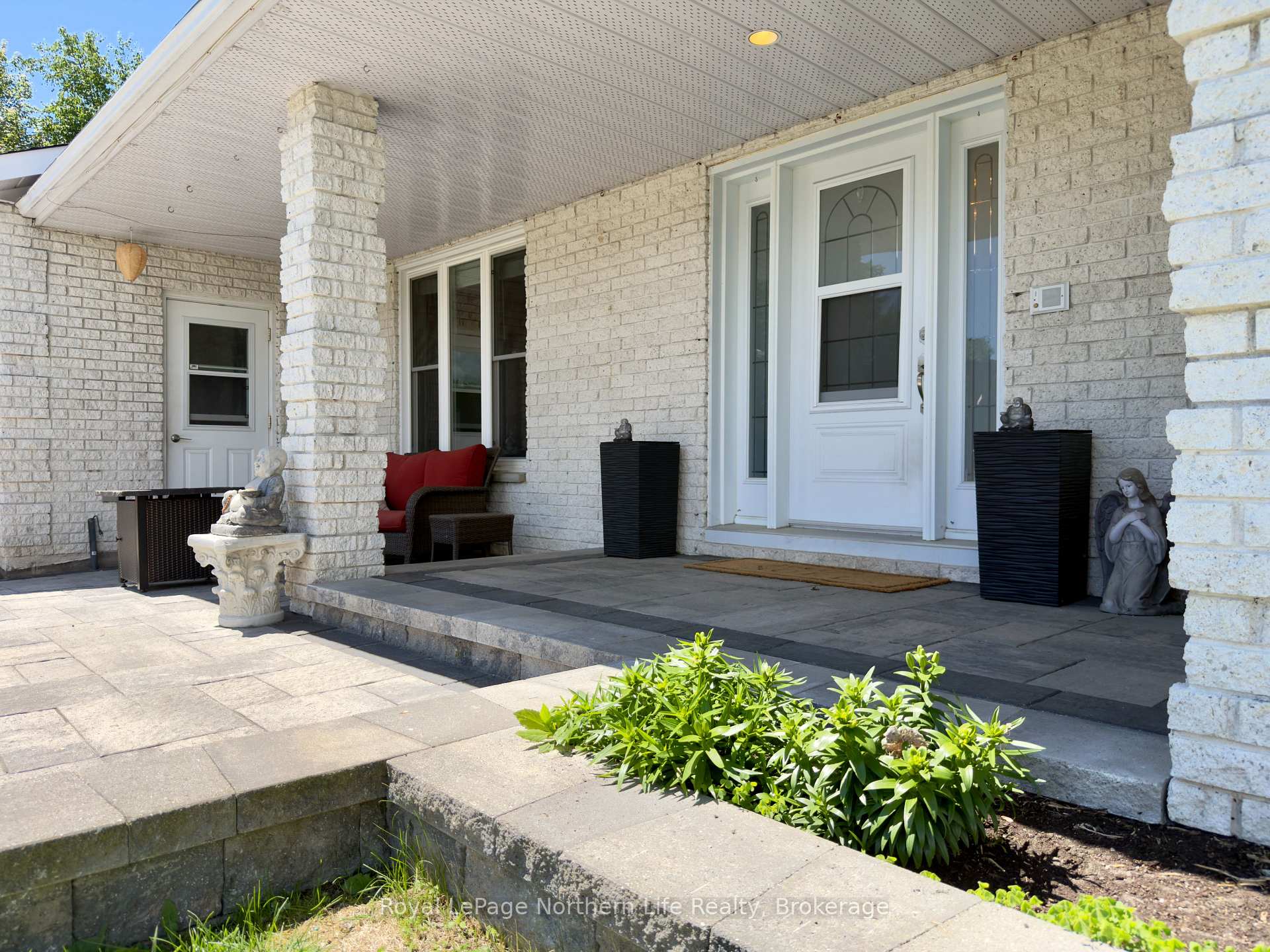 Photo 8 of 3235 Highway 11 N, North Bay, College Heights — HOMEH
