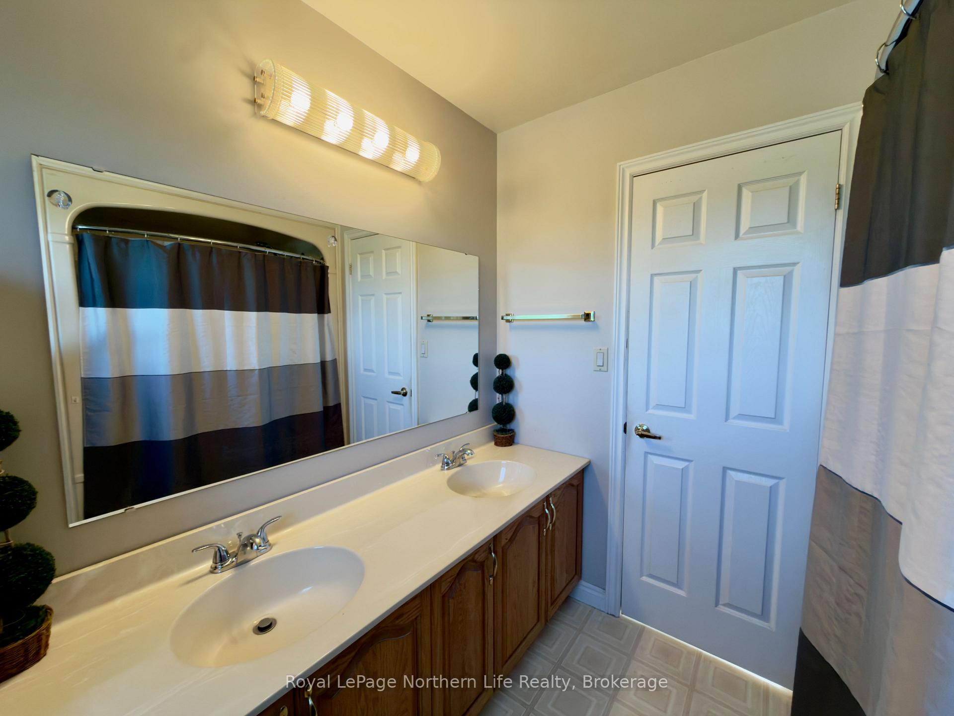 Photo 21 of 3235 Highway 11 N, North Bay, College Heights — HOMEH