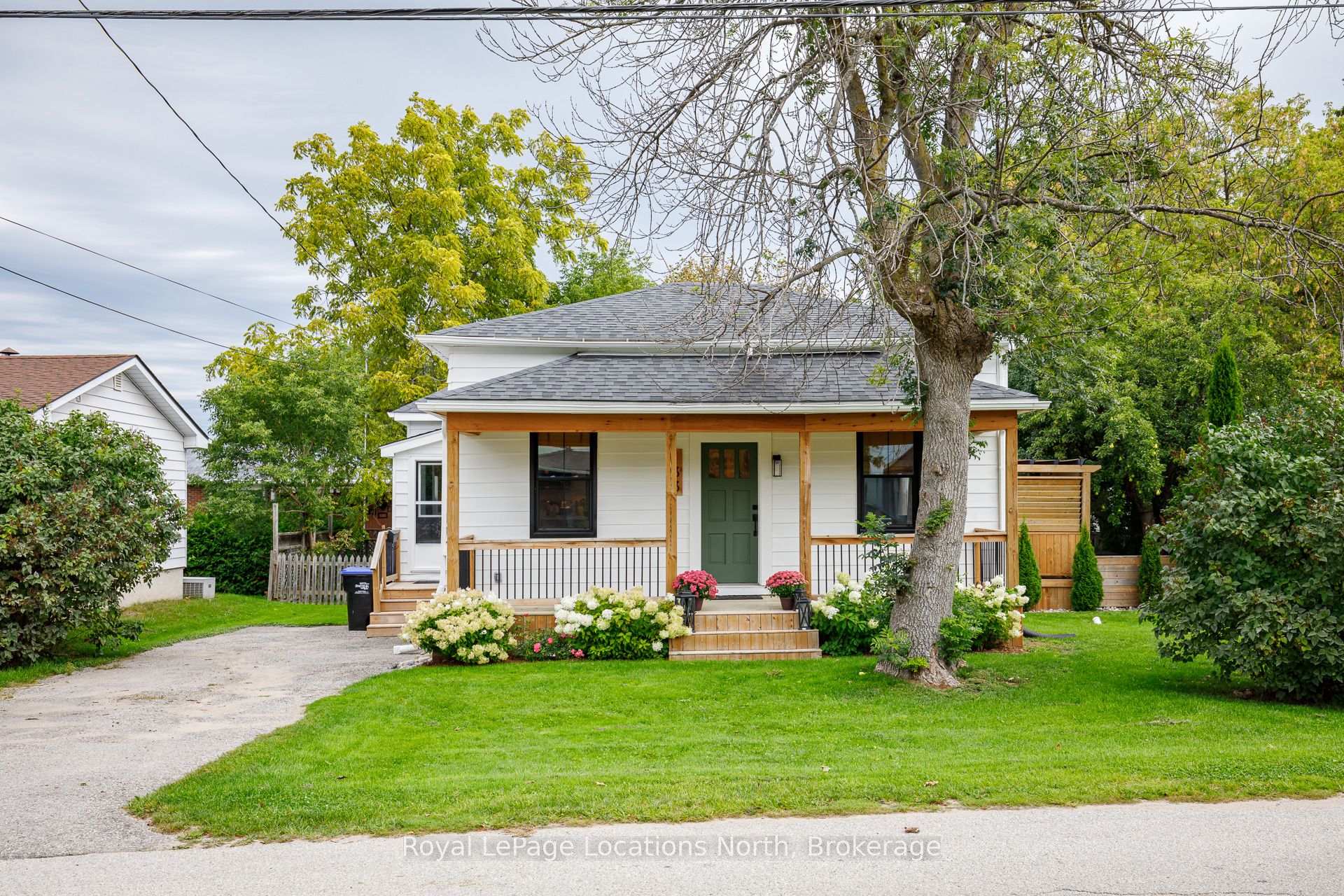 Photo 3 of 133 Peel Street, Collingwood — HOMEH