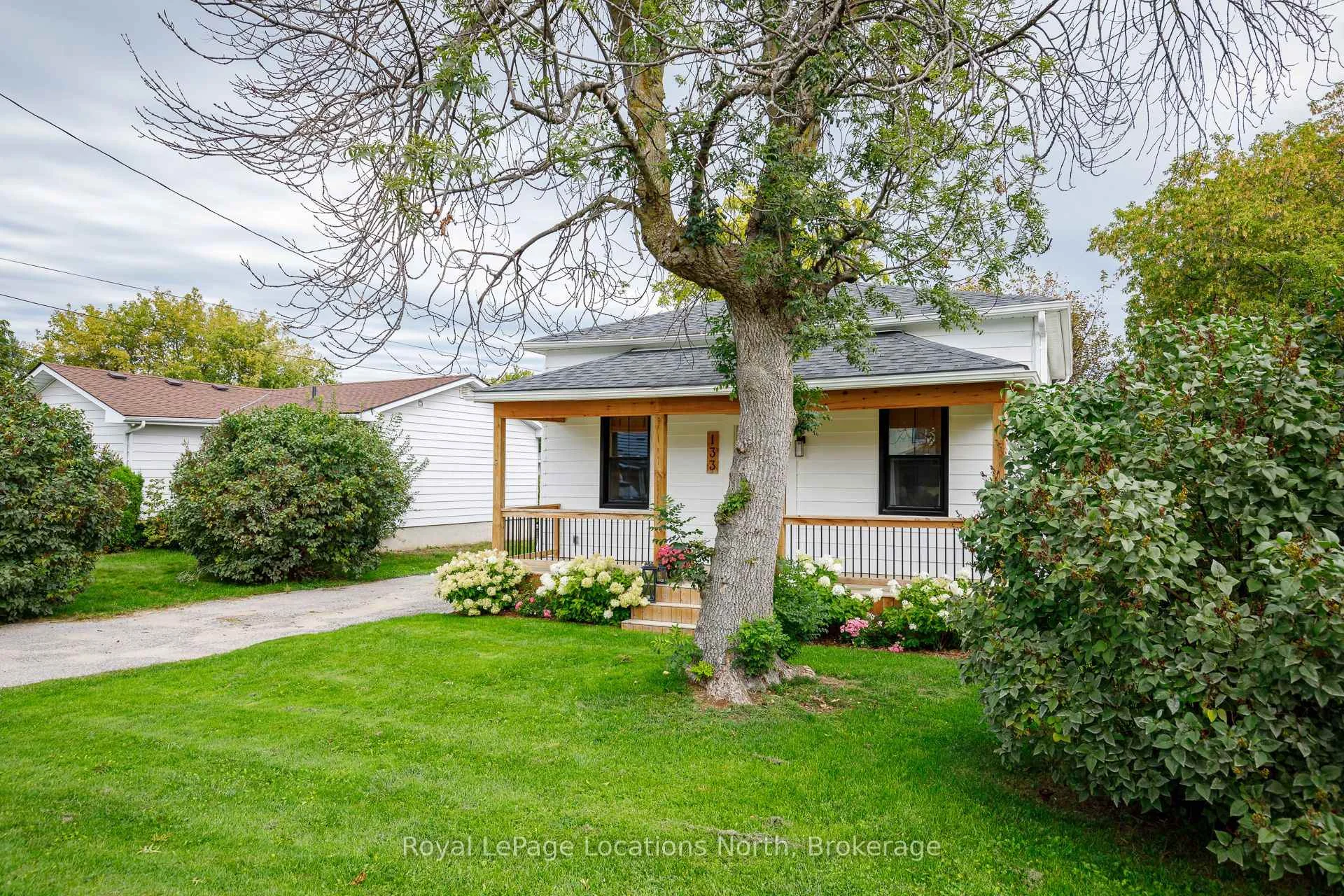 Photo 2 of 133 Peel Street, Collingwood — HOMEH