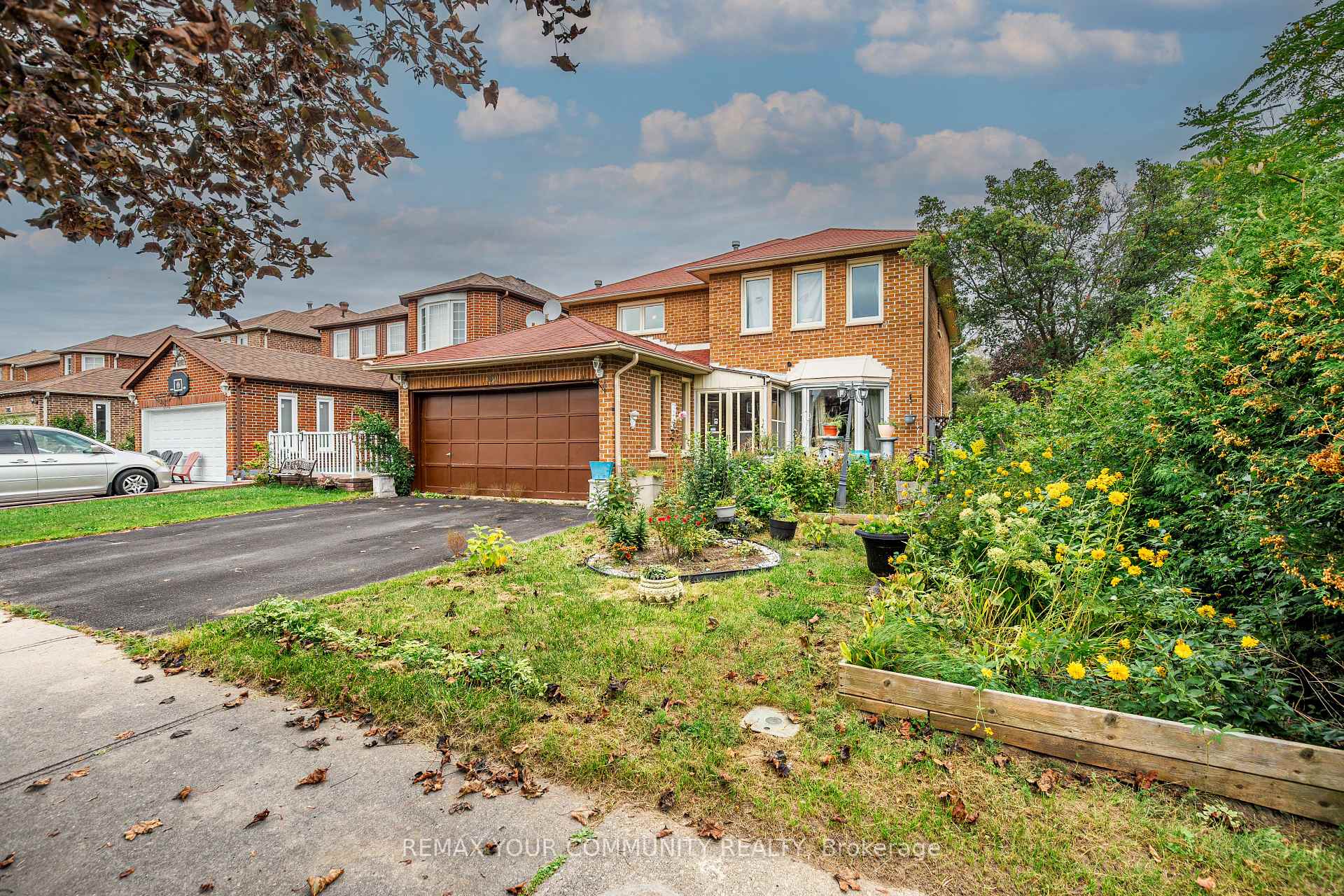 Photo 4 of 1801 Forestview Drive, Pickering, Highbush — HOMEH