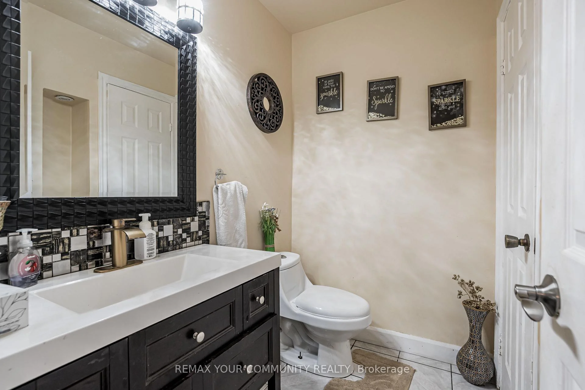Photo 25 of 1801 Forestview Drive, Pickering, Highbush — HOMEH