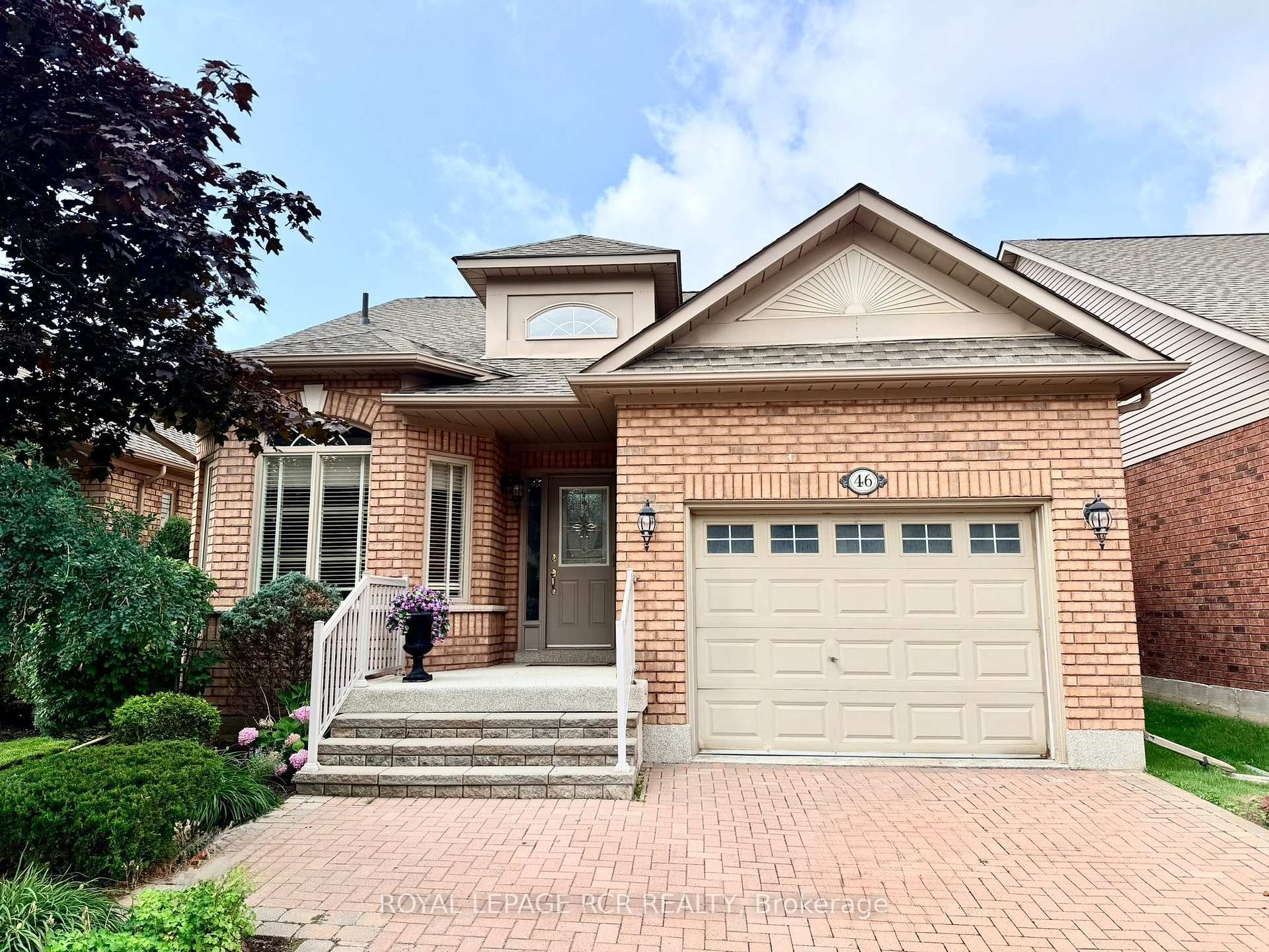 Photo 1 of 46 Sunset Boulevard, New Tecumseth, Alliston — HOMEH