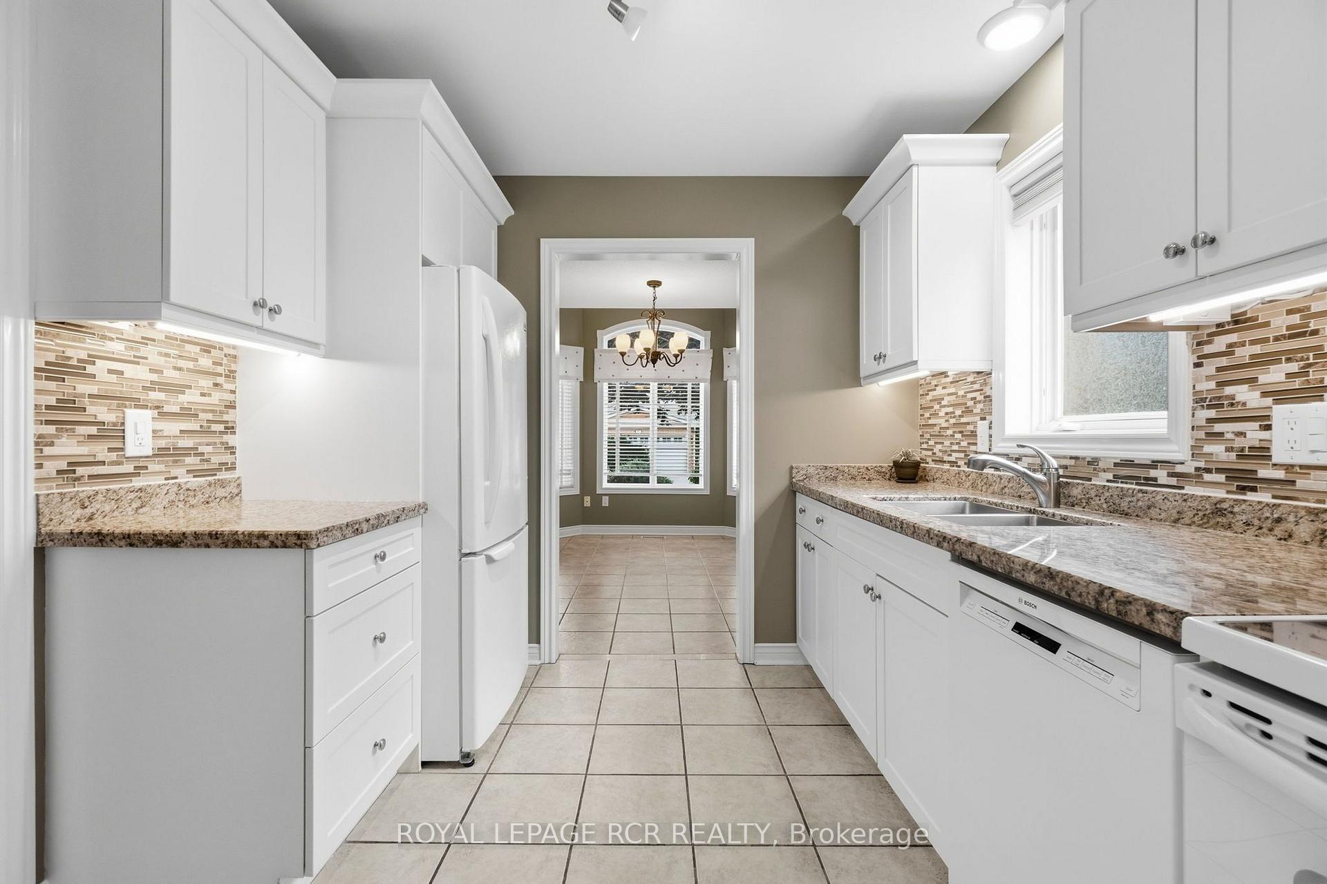Photo 9 of 46 Sunset Boulevard, New Tecumseth, Alliston — HOMEH