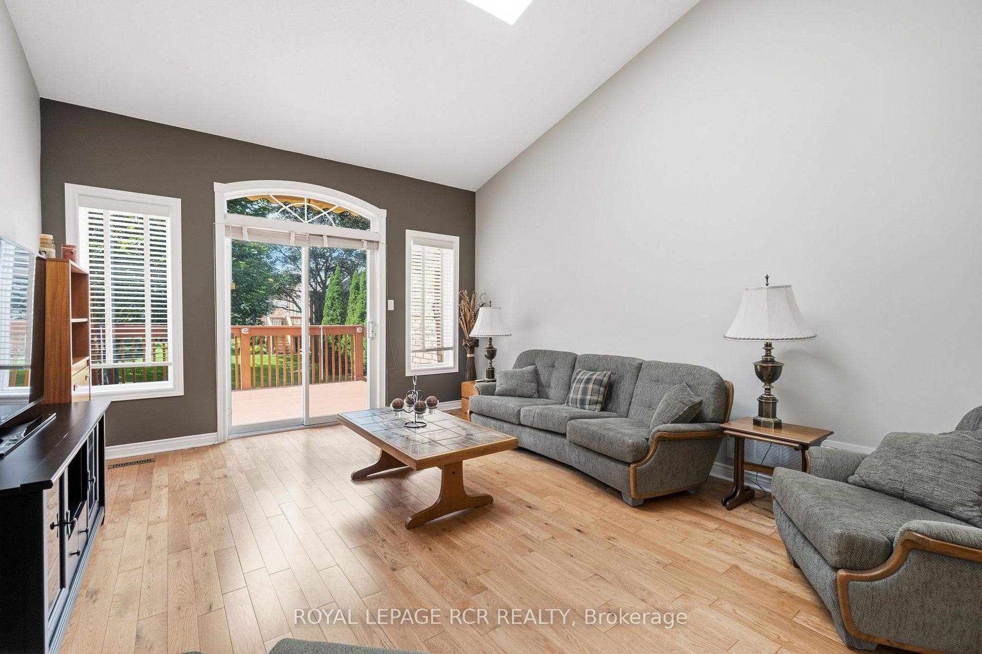 Photo 18 of 46 Sunset Boulevard, New Tecumseth, Alliston — HOMEH