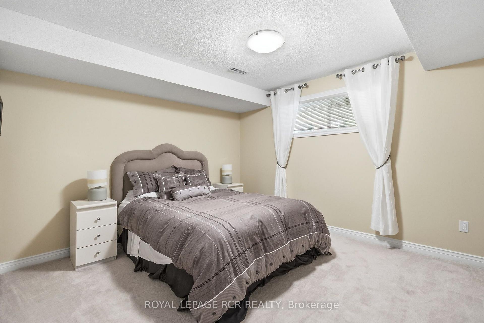 Photo 26 of 46 Sunset Boulevard, New Tecumseth, Alliston — HOMEH