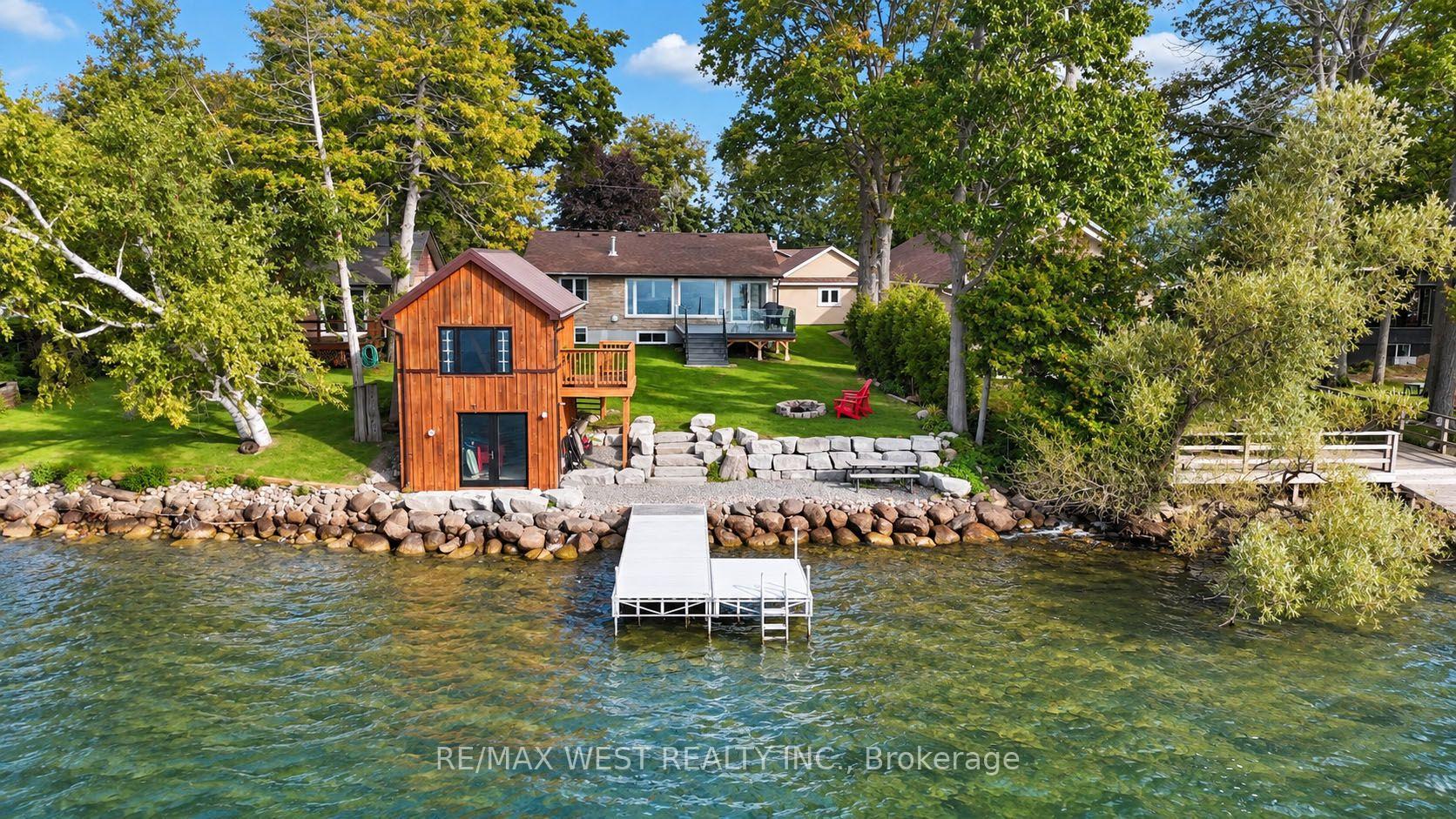 Photo 3 of 740 Broadview Avenue, Orillia — HOMEH