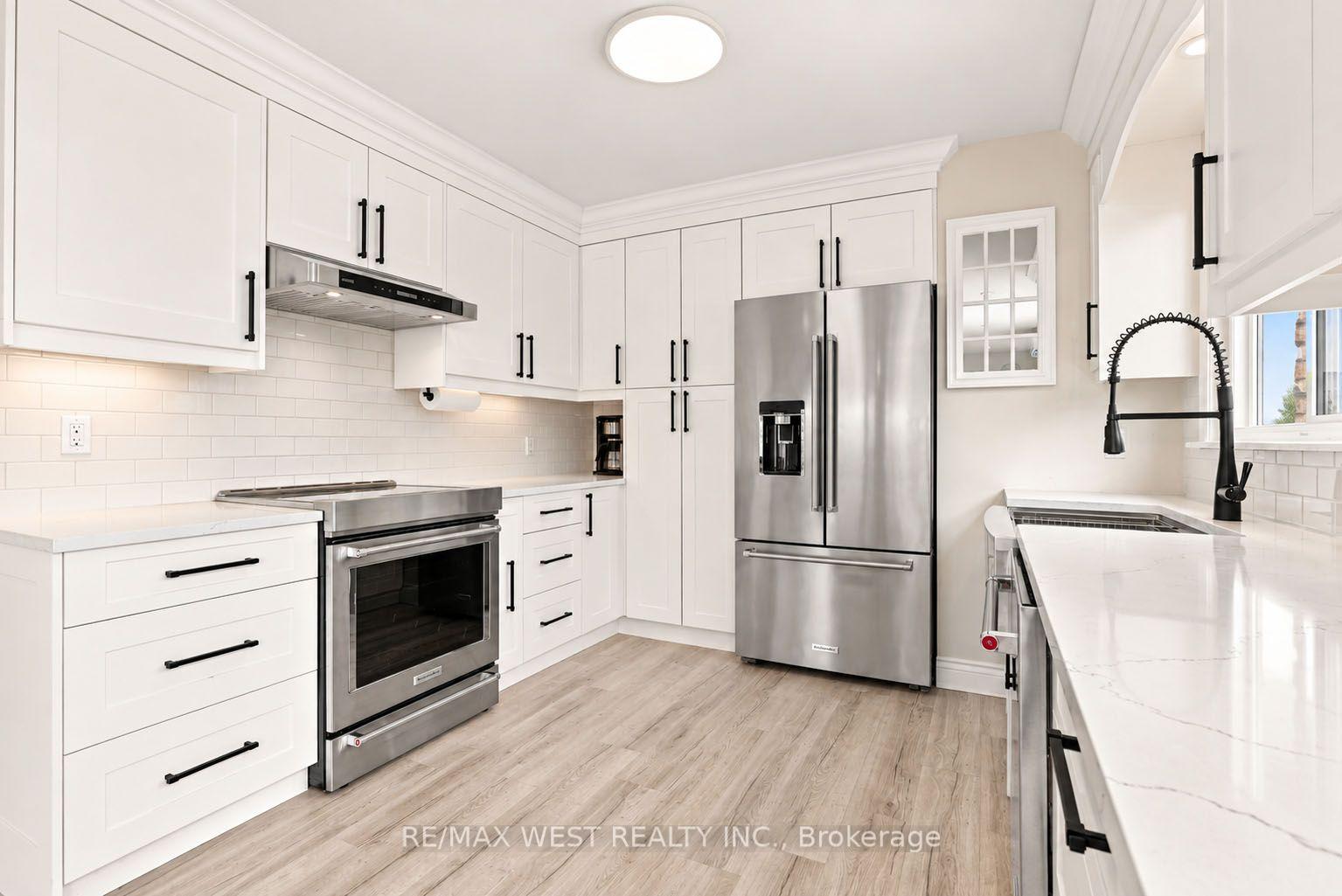 Photo 9 of 740 Broadview Avenue, Orillia — HOMEH