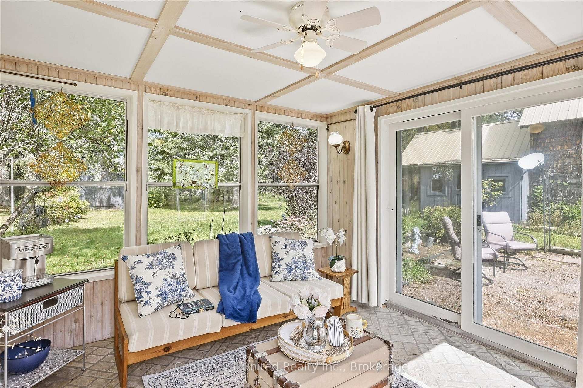 Photo 6 of 164 Hillside Drive, Kawartha Lakes, Somerville — HOMEH