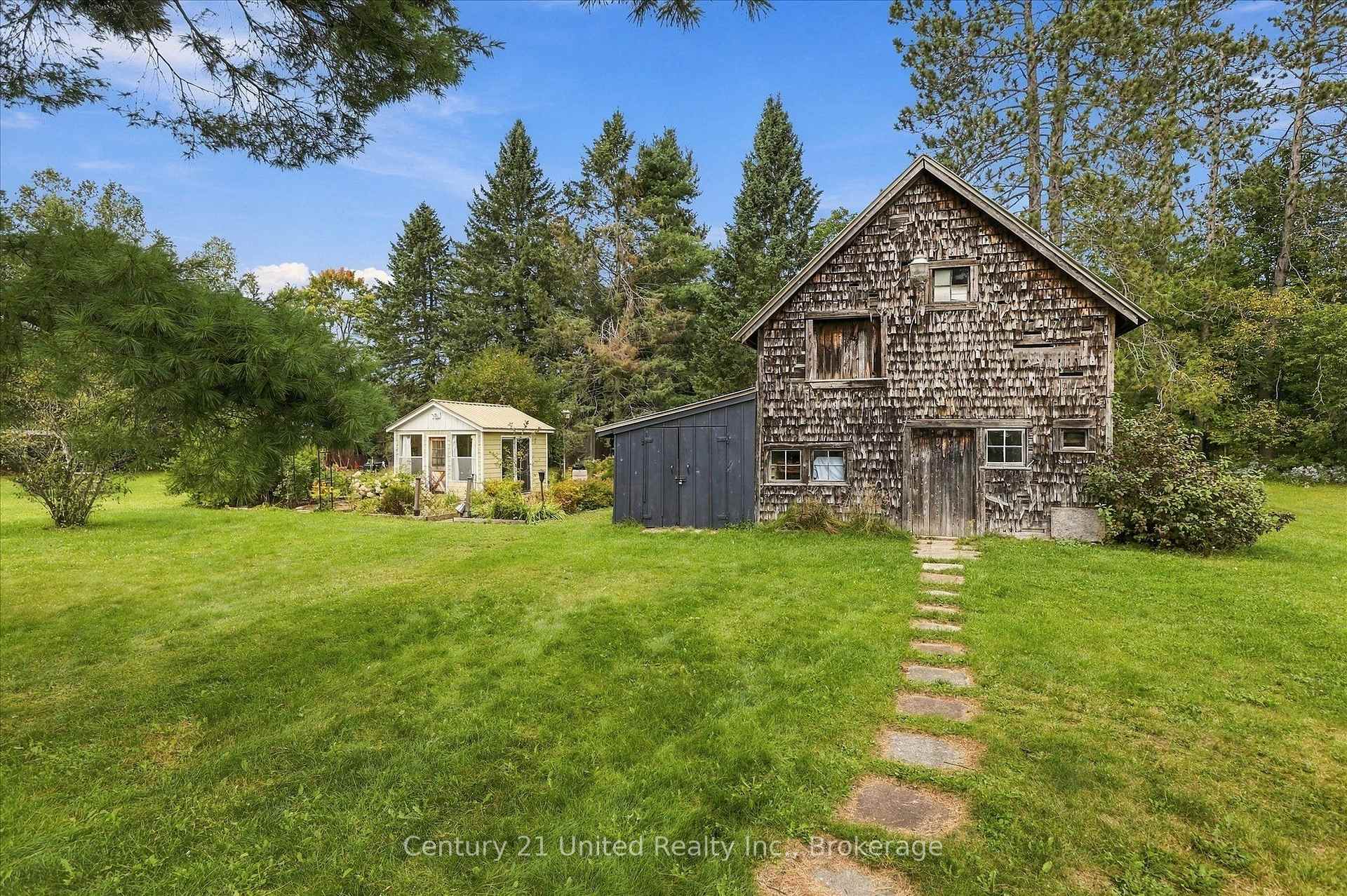 Photo 3 of 164 Hillside Drive, Kawartha Lakes, Somerville — HOMEH