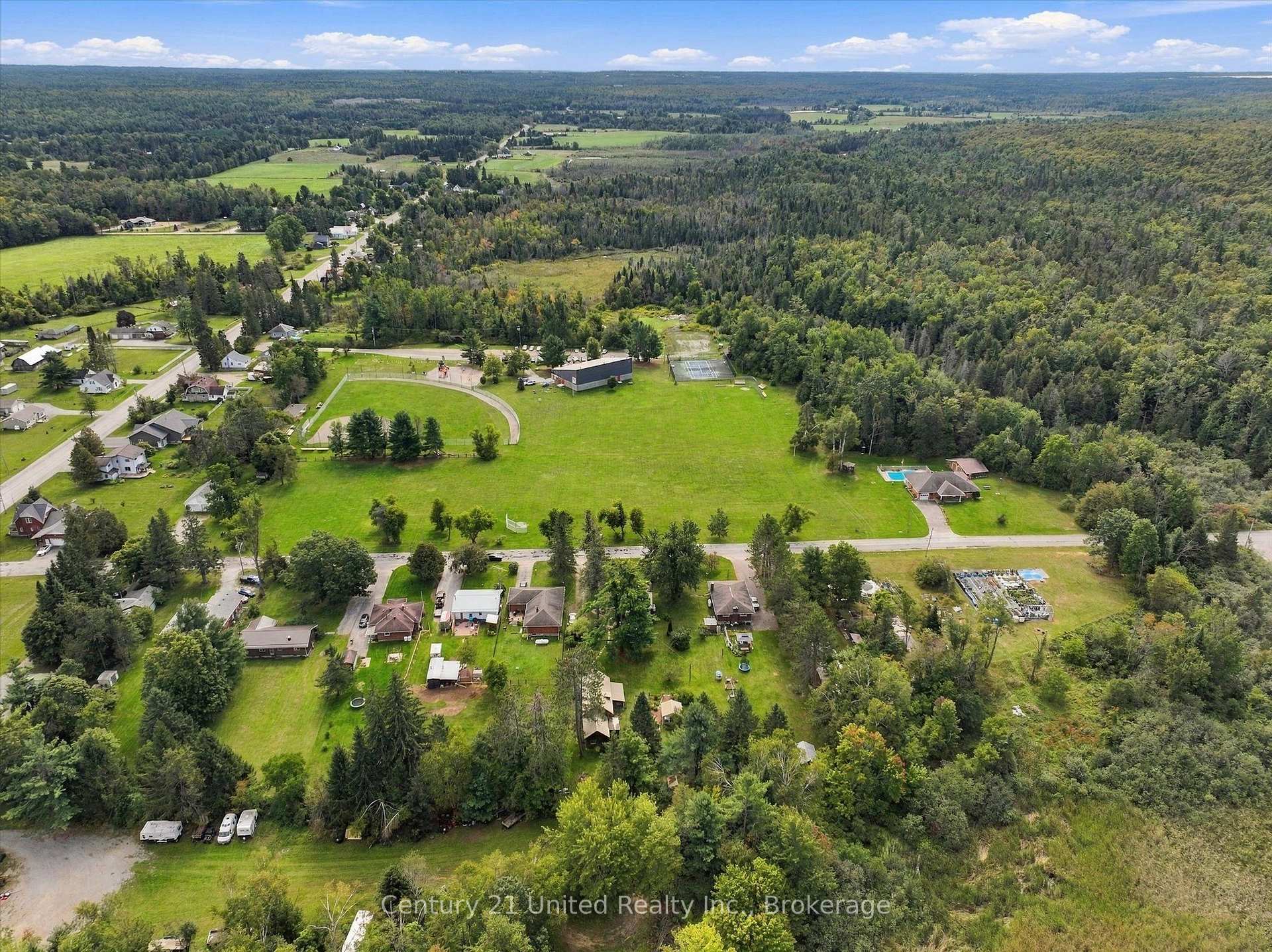 Photo 36 of 164 Hillside Drive, Kawartha Lakes, Somerville — HOMEH