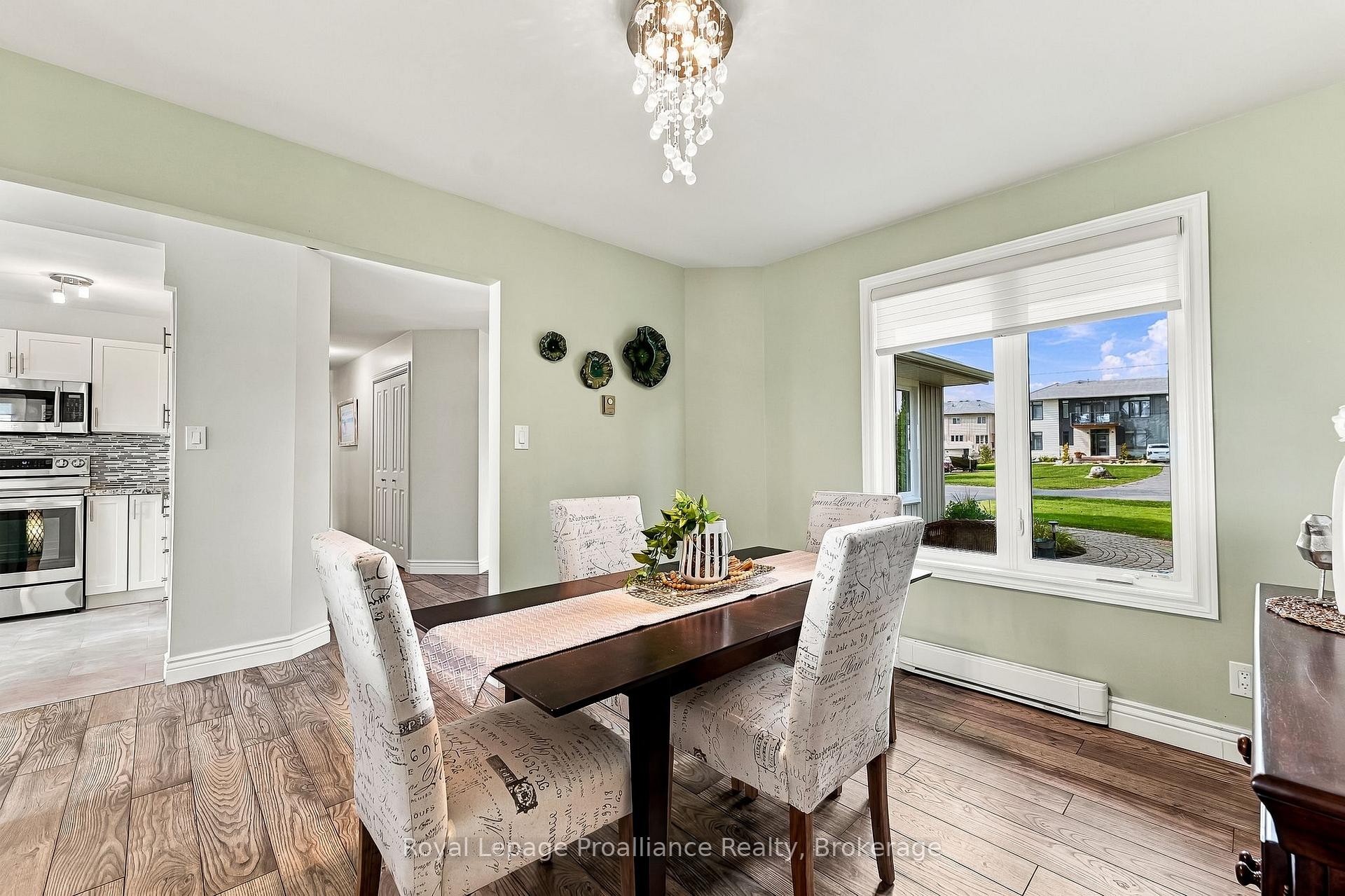 Photo 20 of 110 Lakehurst Street, Brighton, Rural Brighton — HOMEH
