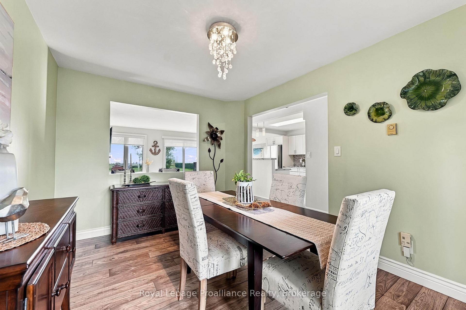 Photo 21 of 110 Lakehurst Street, Brighton, Rural Brighton — HOMEH